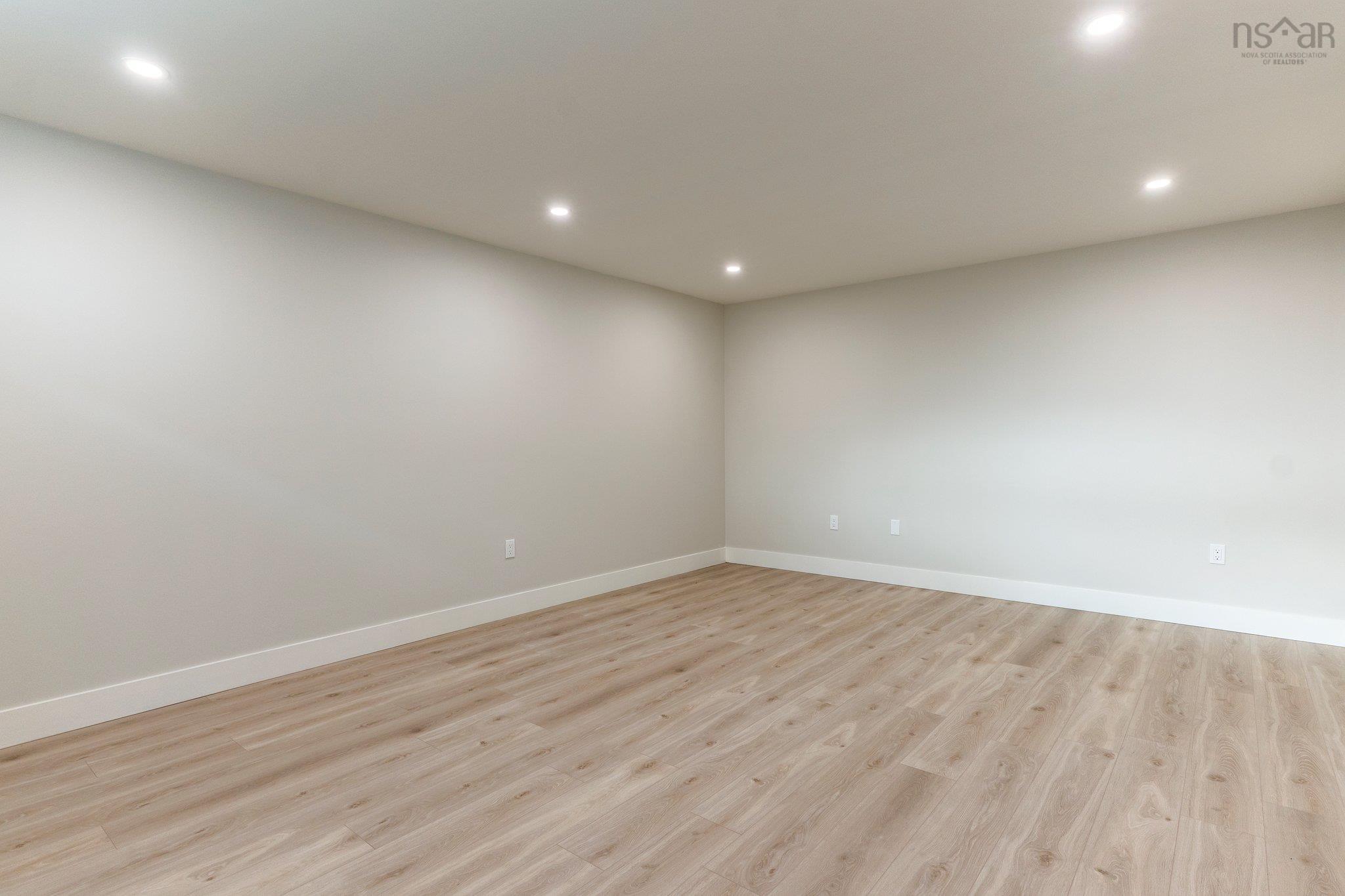 $799,900.00: 11 Viewcrest Drive, Halifax