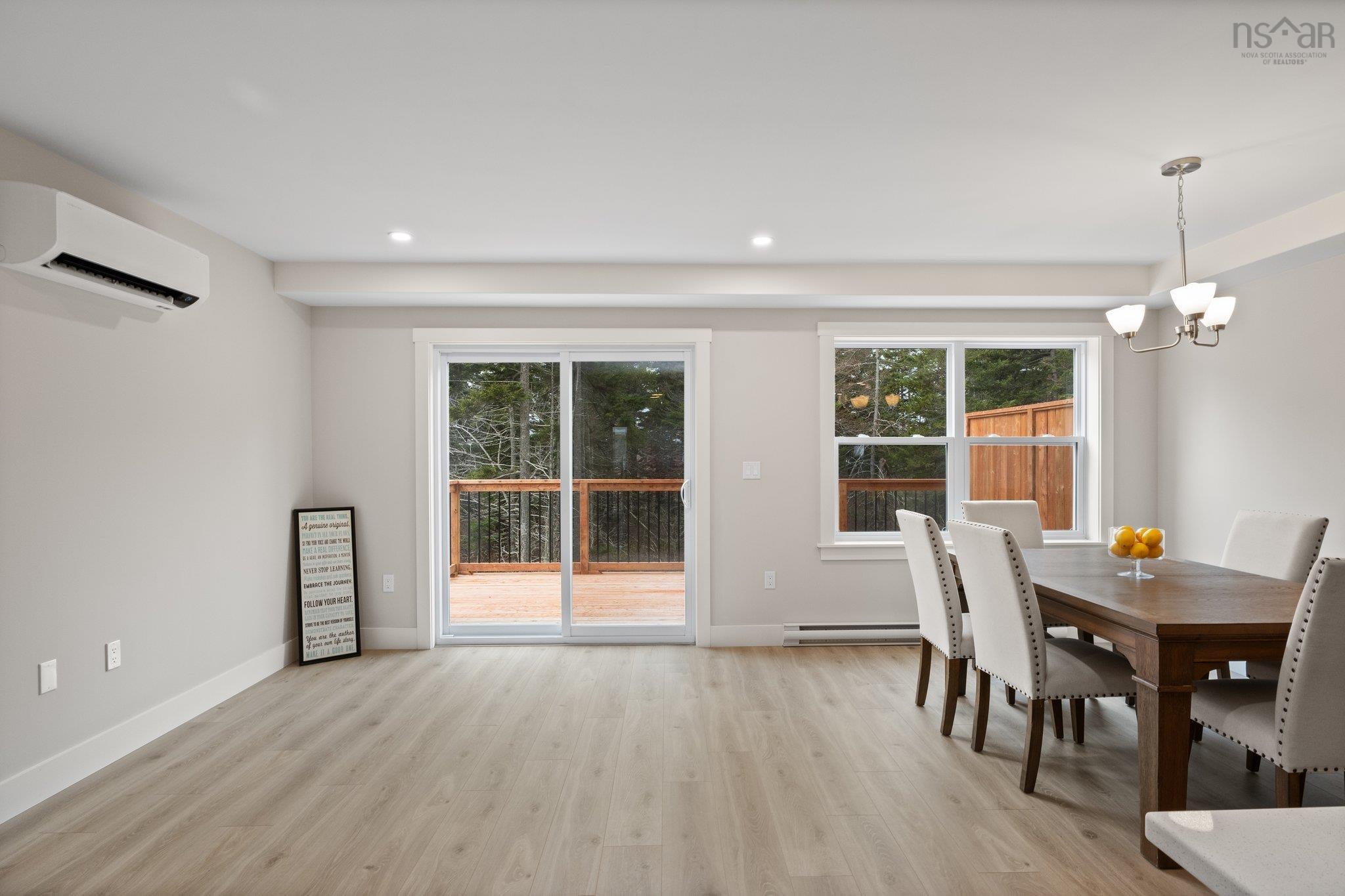 $799,900.00: 11 Viewcrest Drive, Halifax