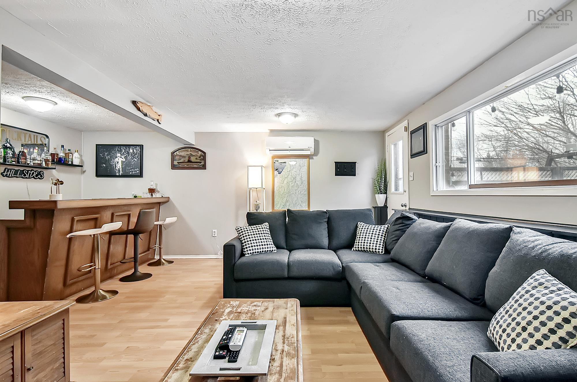 $399,000.00: 9 Hillsburn Court, Dartmouth