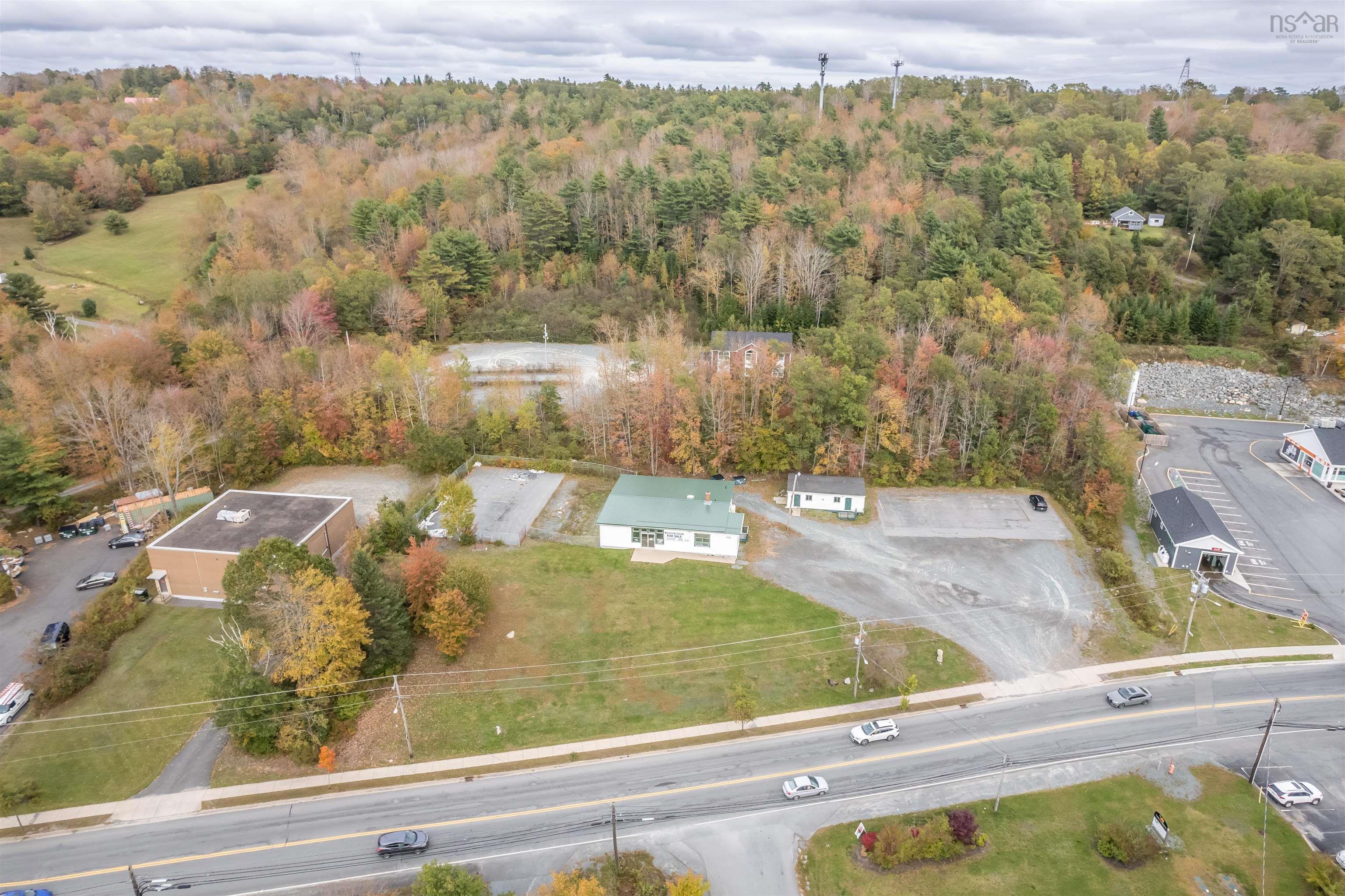 $1,400,000.00: 3182 Highway 2, Fall River