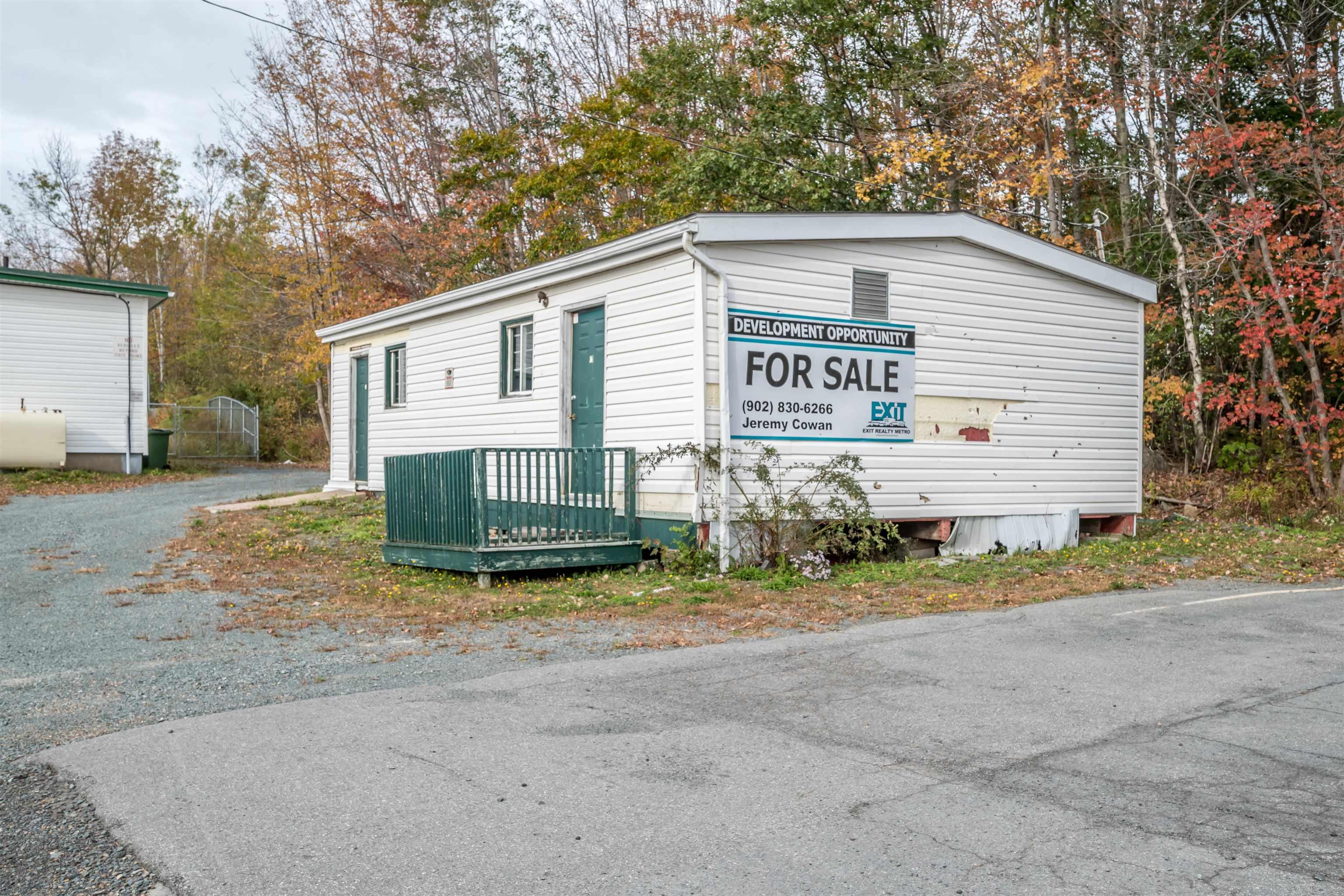$1,400,000.00: 3182 Highway 2, Fall River
