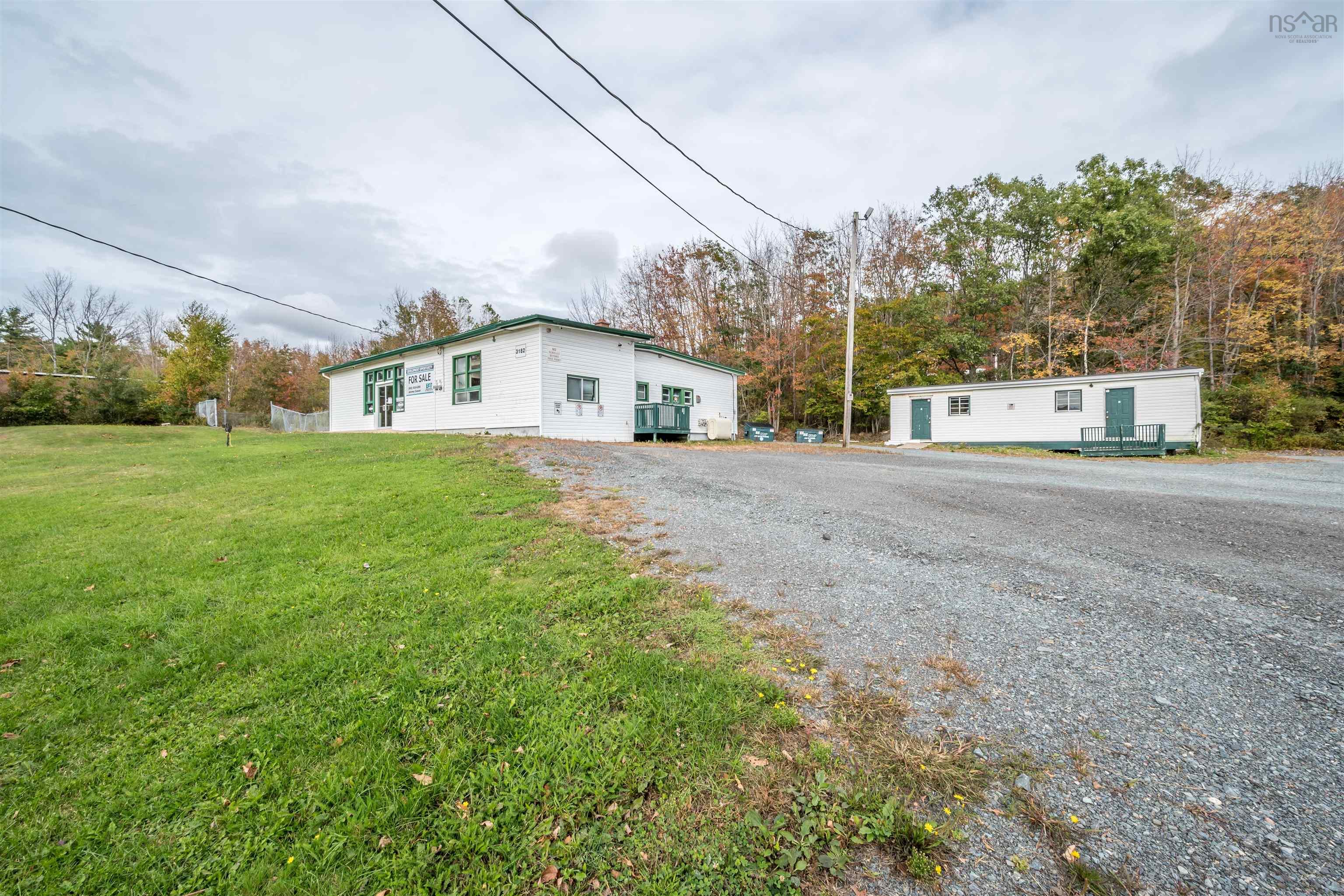 $1,400,000.00: 3182 Highway 2, Fall River