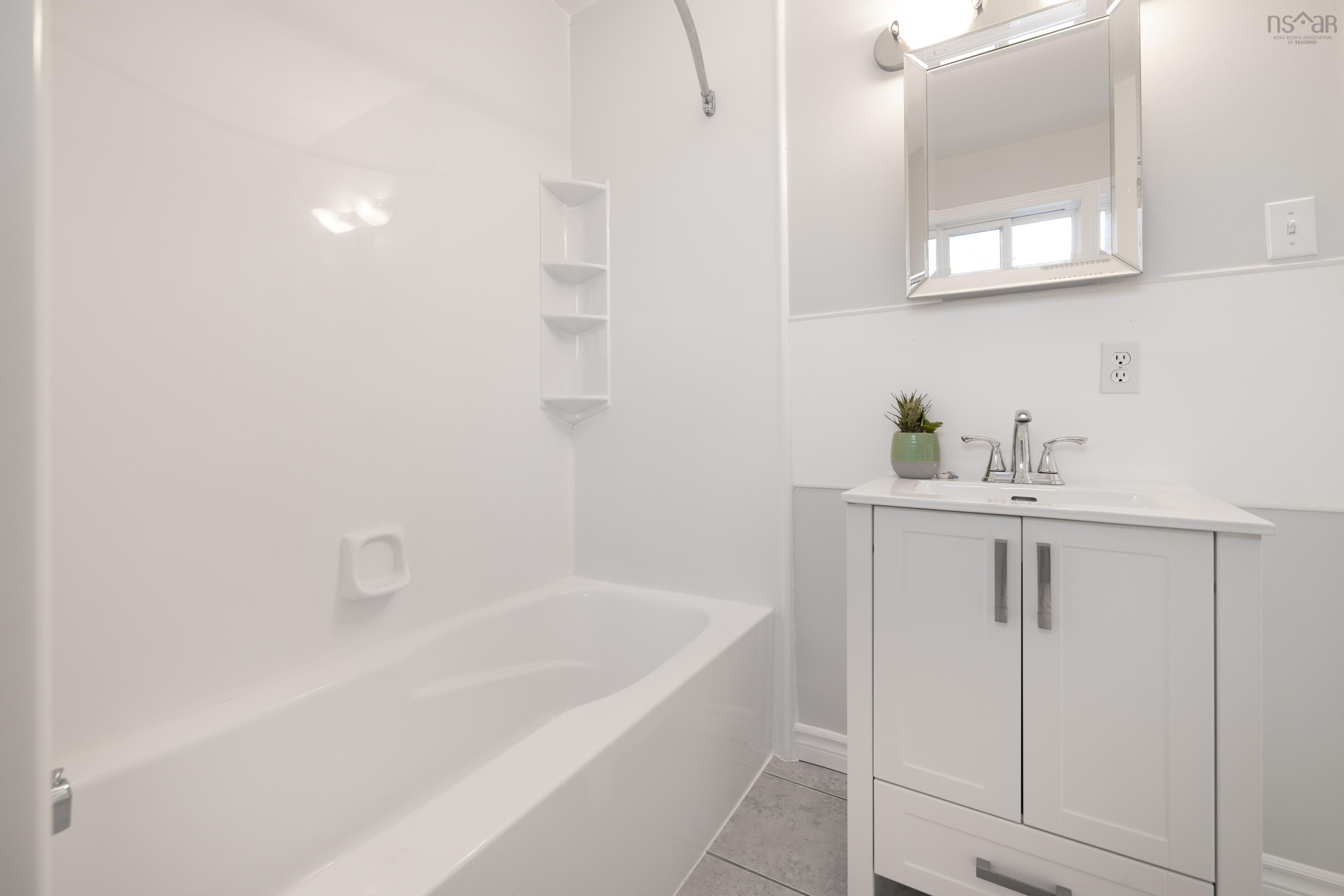 $399,900.00: 14 Valkyrie Crescent, Dartmouth