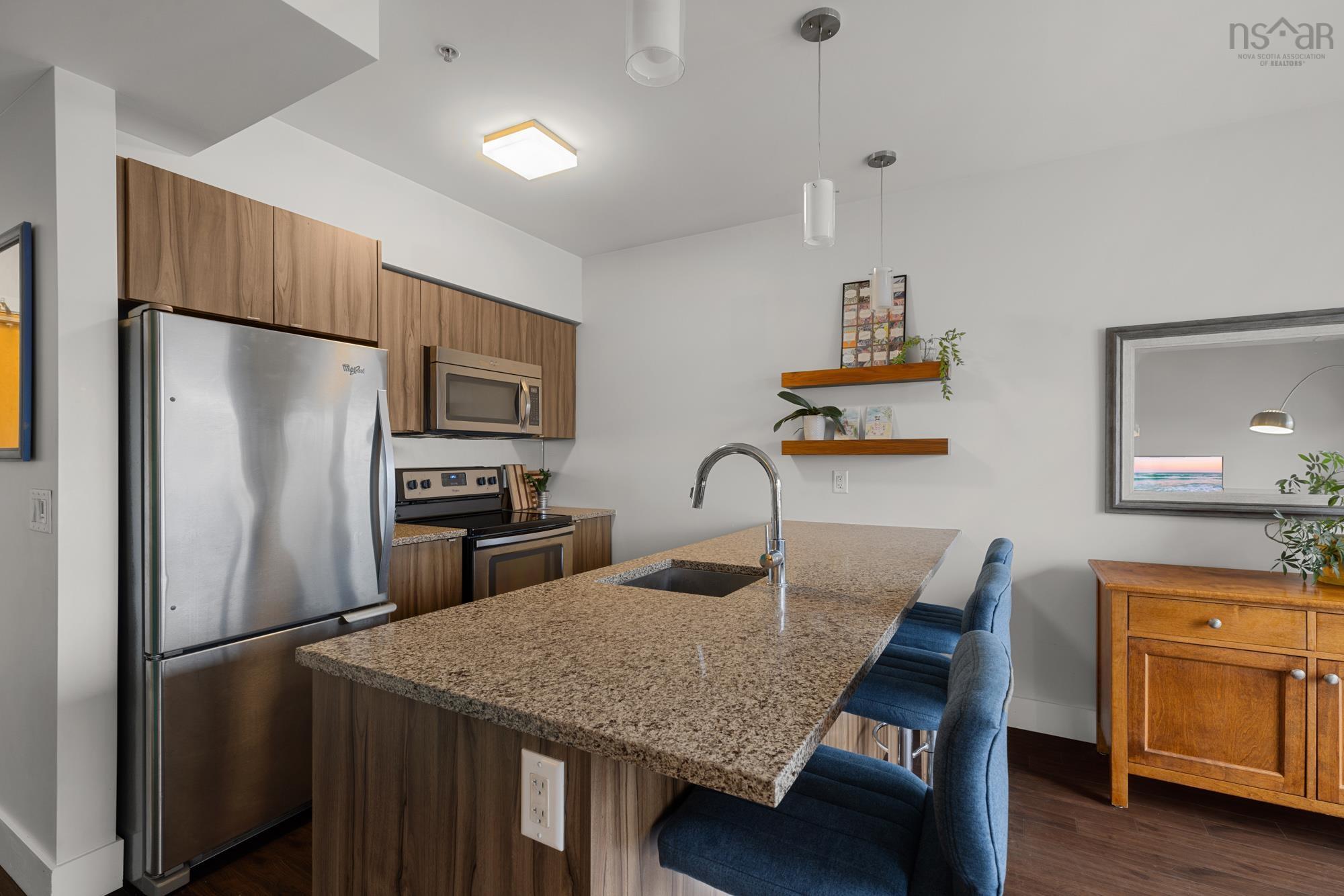 $529,900.00: 406 5677 Harris Street, Halifax