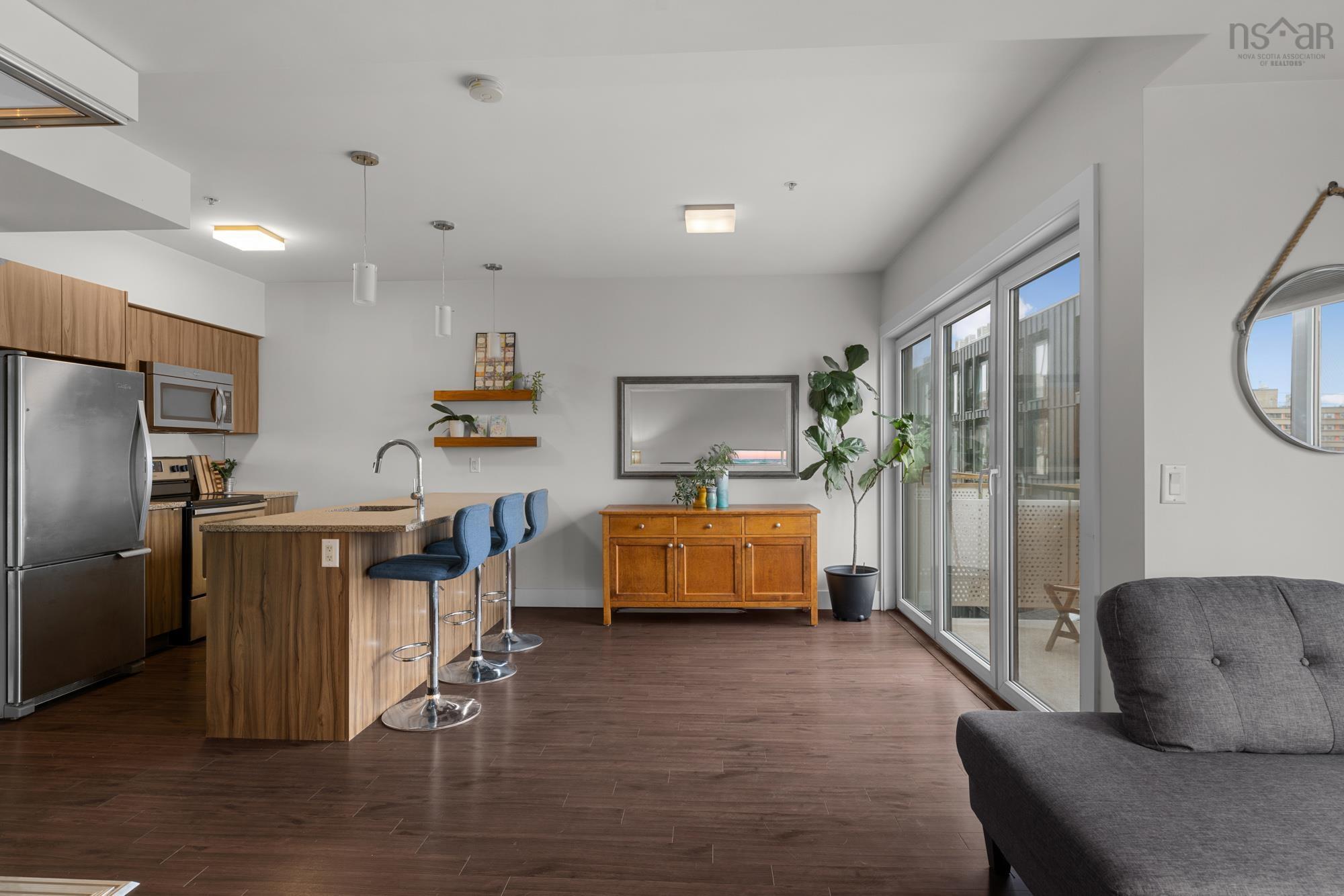 $529,900.00: 406 5677 Harris Street, Halifax