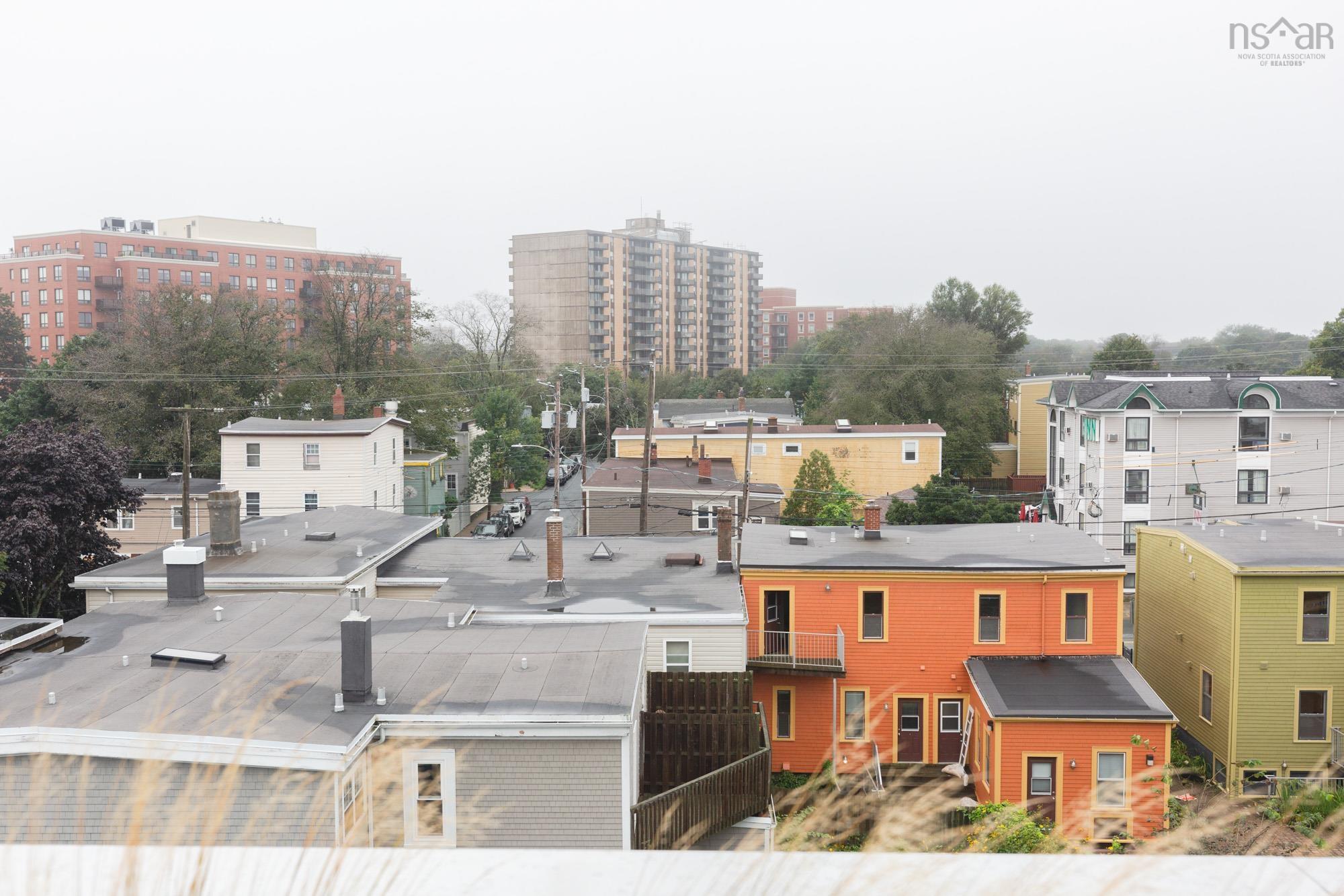 $529,900.00: 406 5677 Harris Street, Halifax