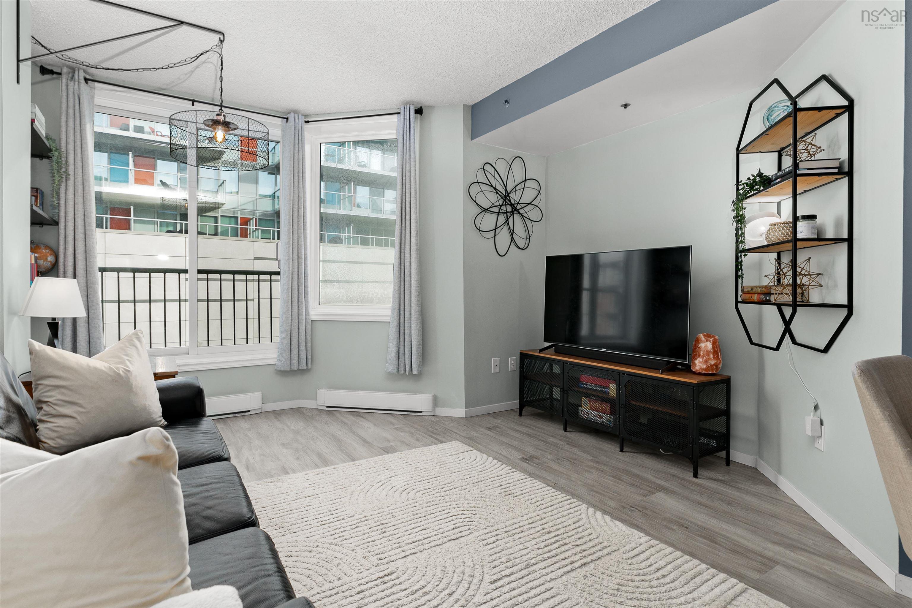 $369,900.00: 421 1326 Lower Water Street, Halifax