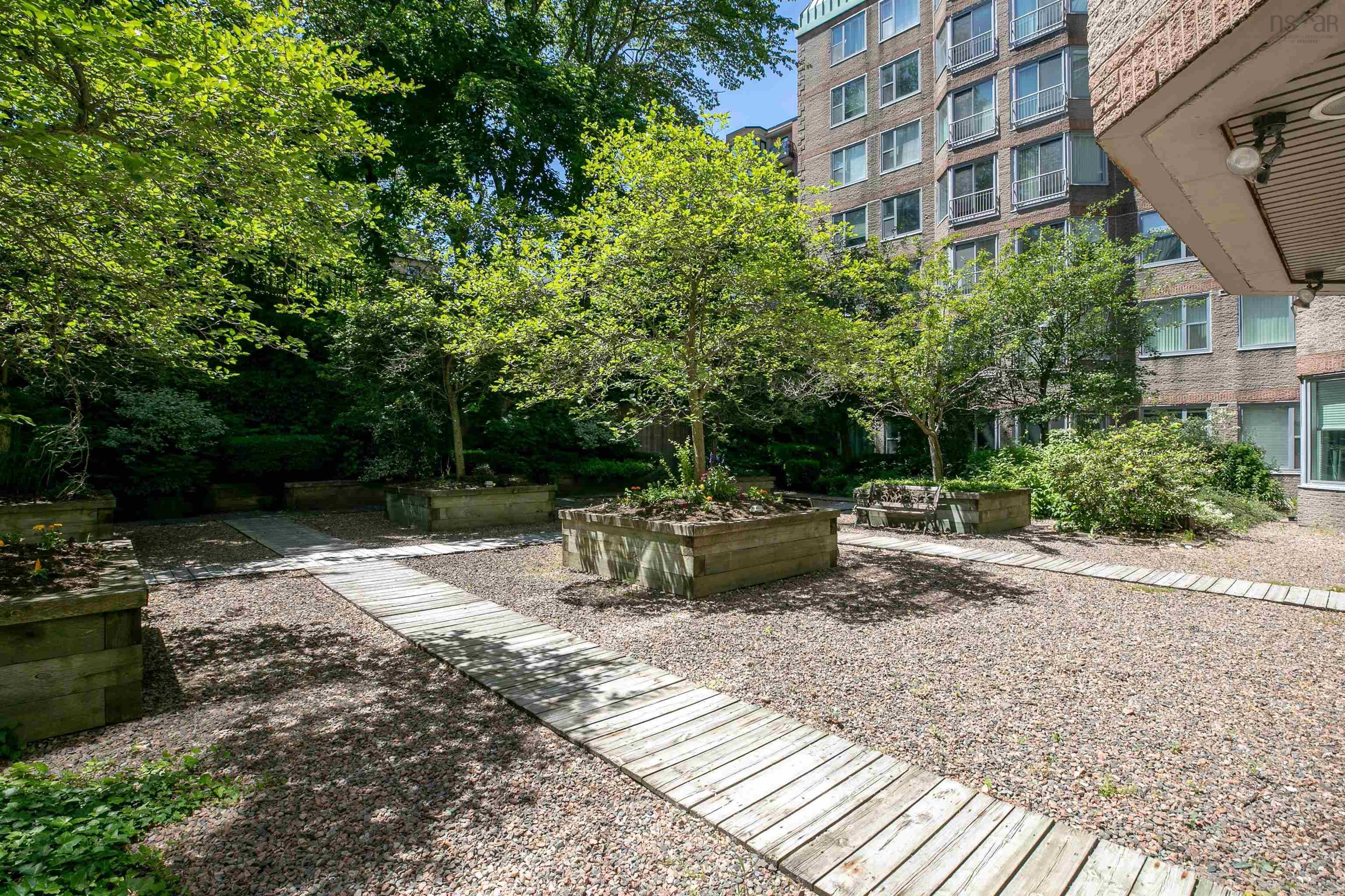 $369,900.00: 421 1326 Lower Water Street, Halifax
