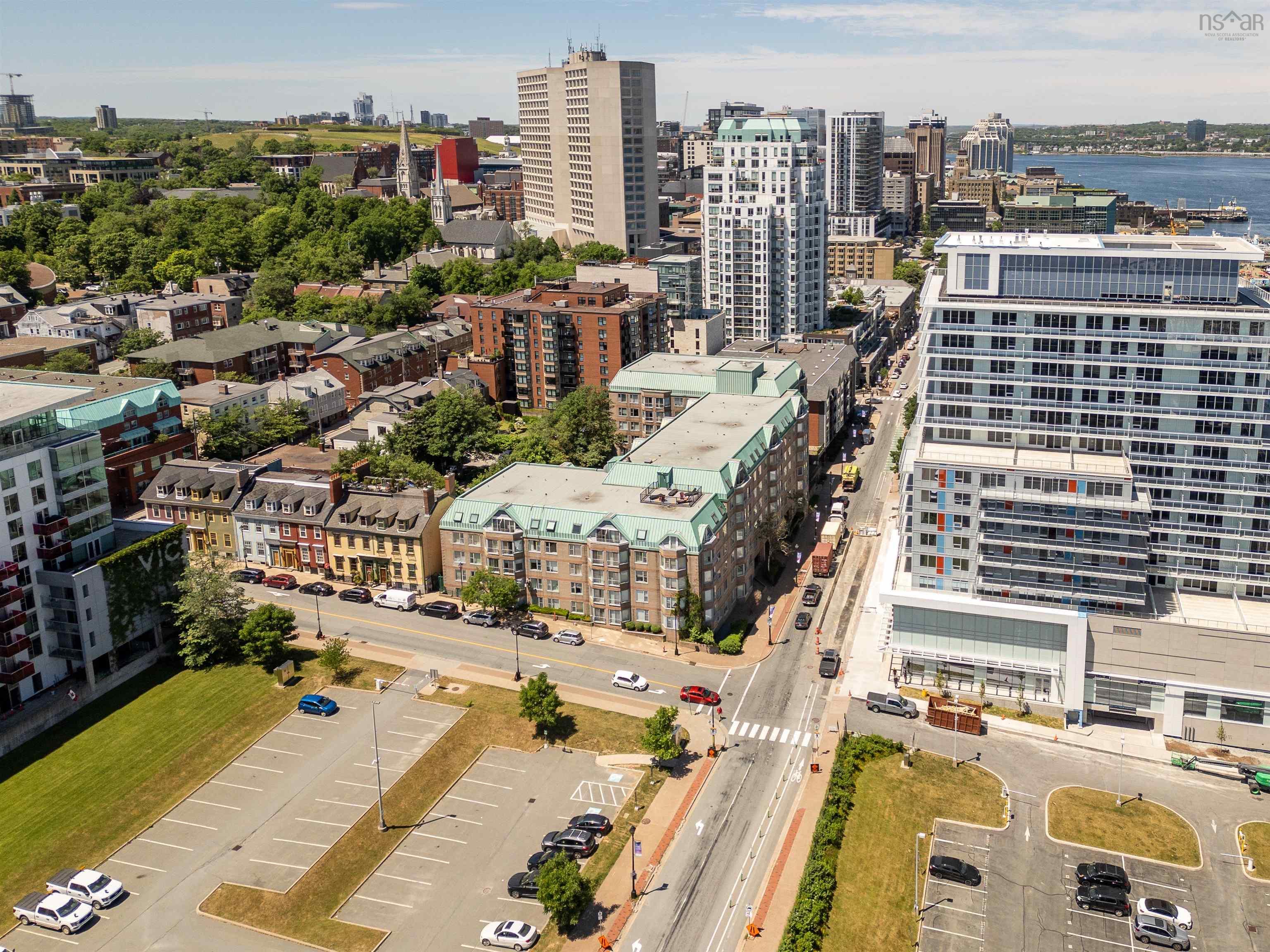 $369,900.00: 421 1326 Lower Water Street, Halifax