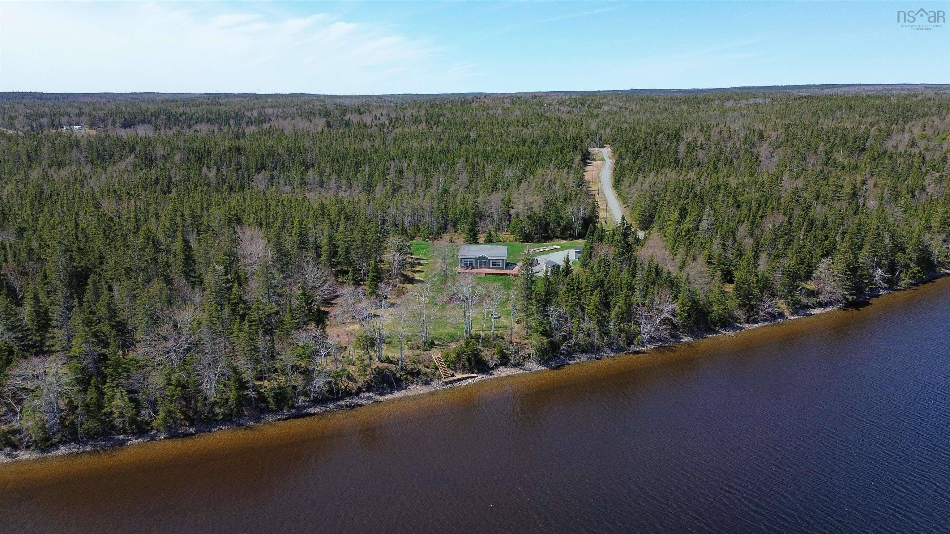 $389,000.00: 892 West Side Loch Lomond Road, Loch Lomond