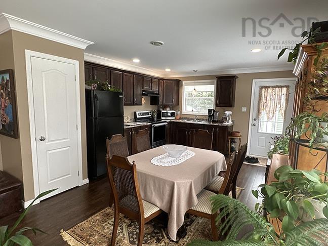 $389,000.00: 892 West Side Loch Lomond Road, Loch Lomond