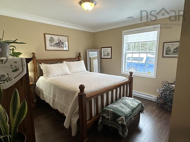 $389,000.00: 892 West Side Loch Lomond Road, Loch Lomond
