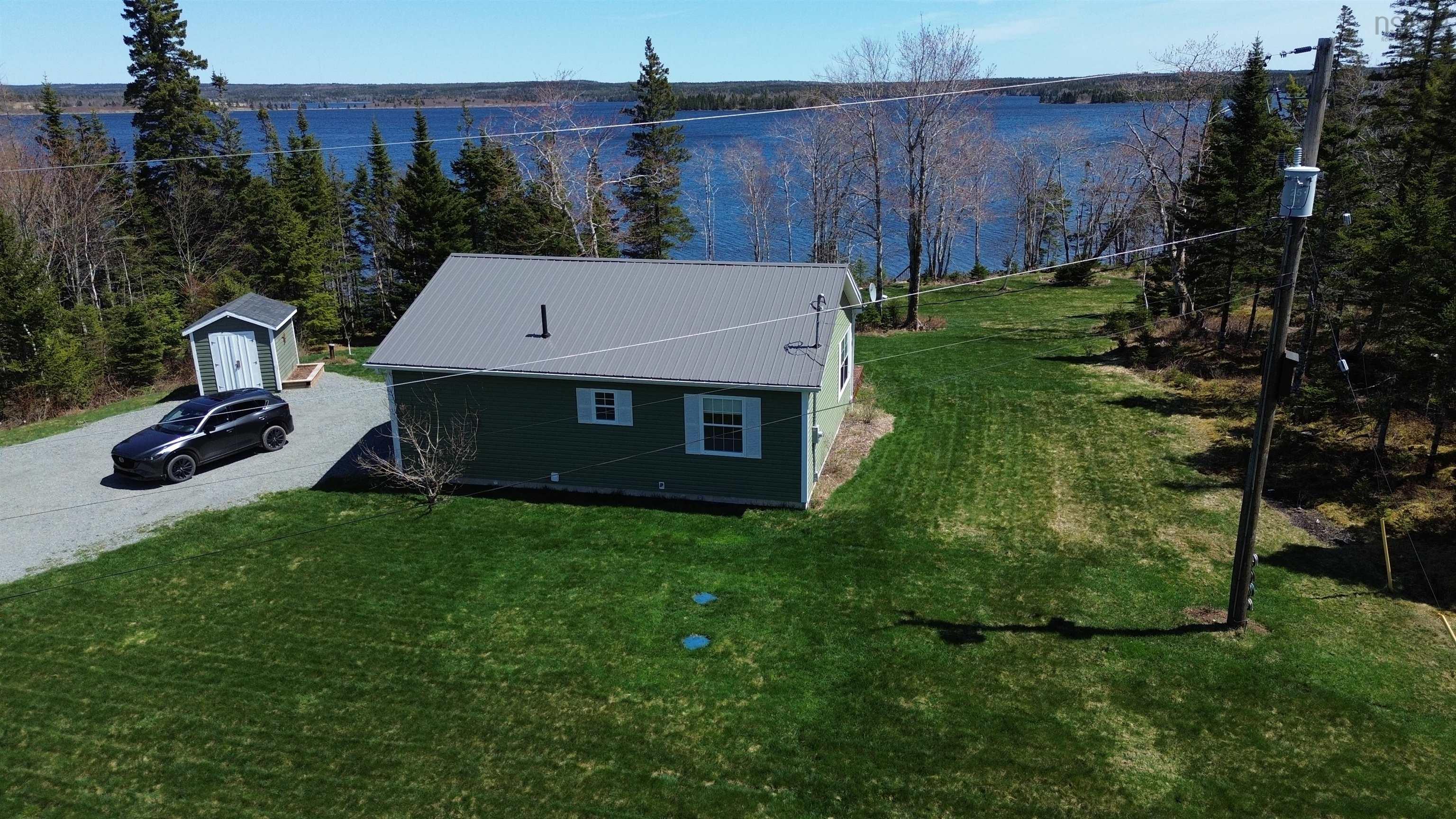 $389,000.00: 892 West Side Loch Lomond Road, Loch Lomond
