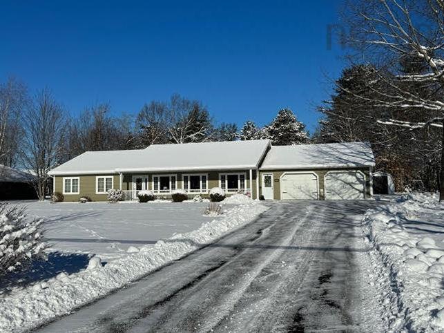 $624,500.00: 1905 Middle Road, Nictaux
