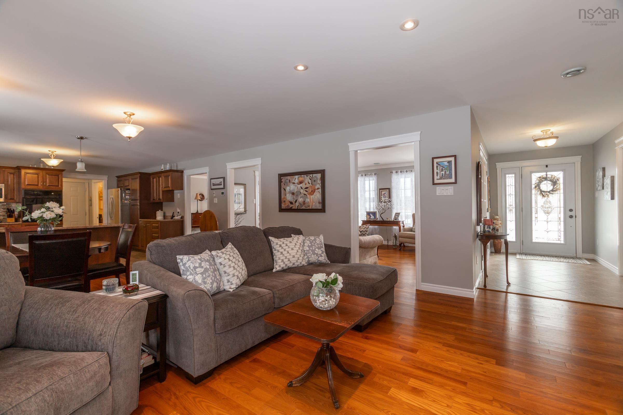 $624,500.00: 1905 Middle Road, Nictaux