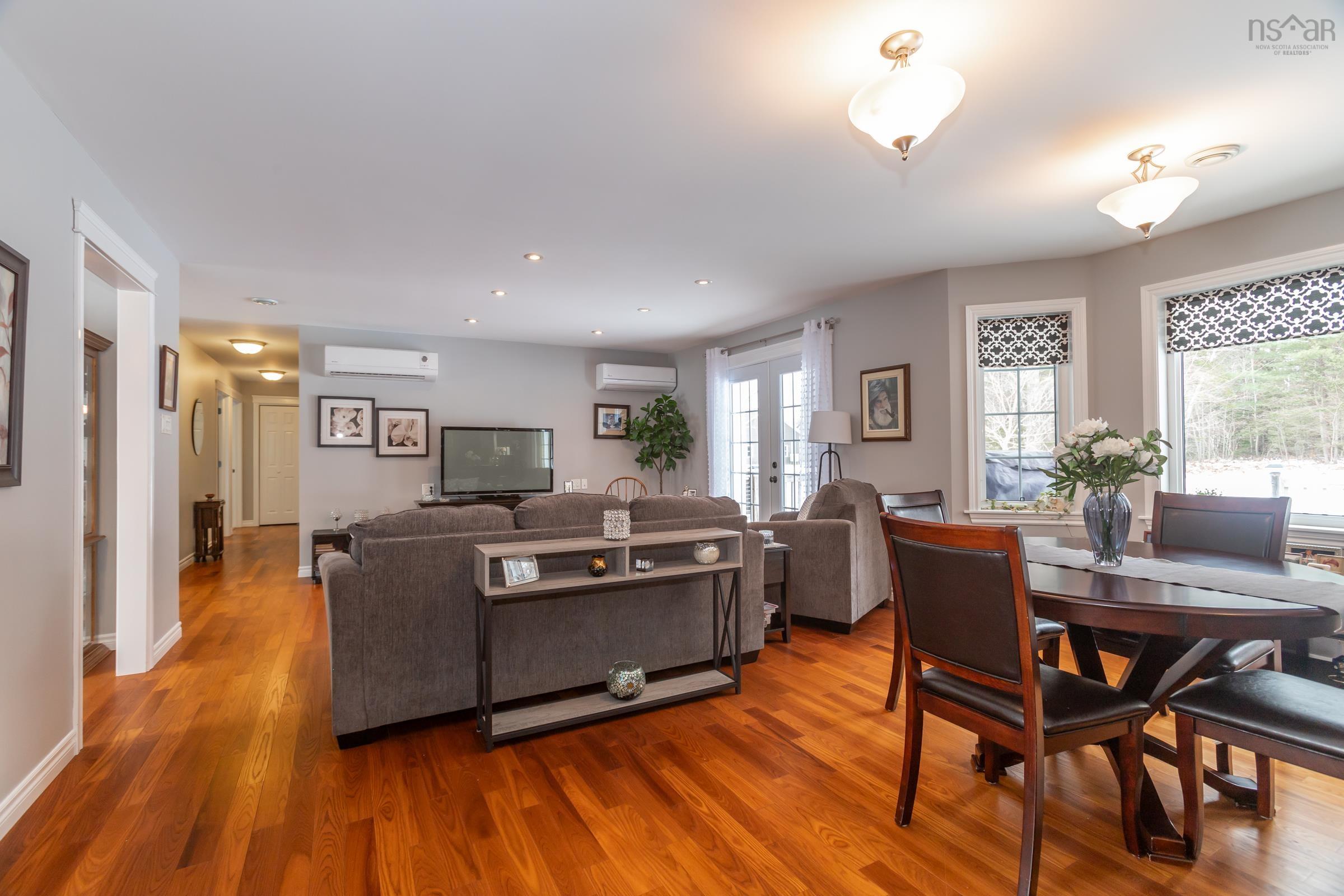 $624,500.00: 1905 Middle Road, Nictaux