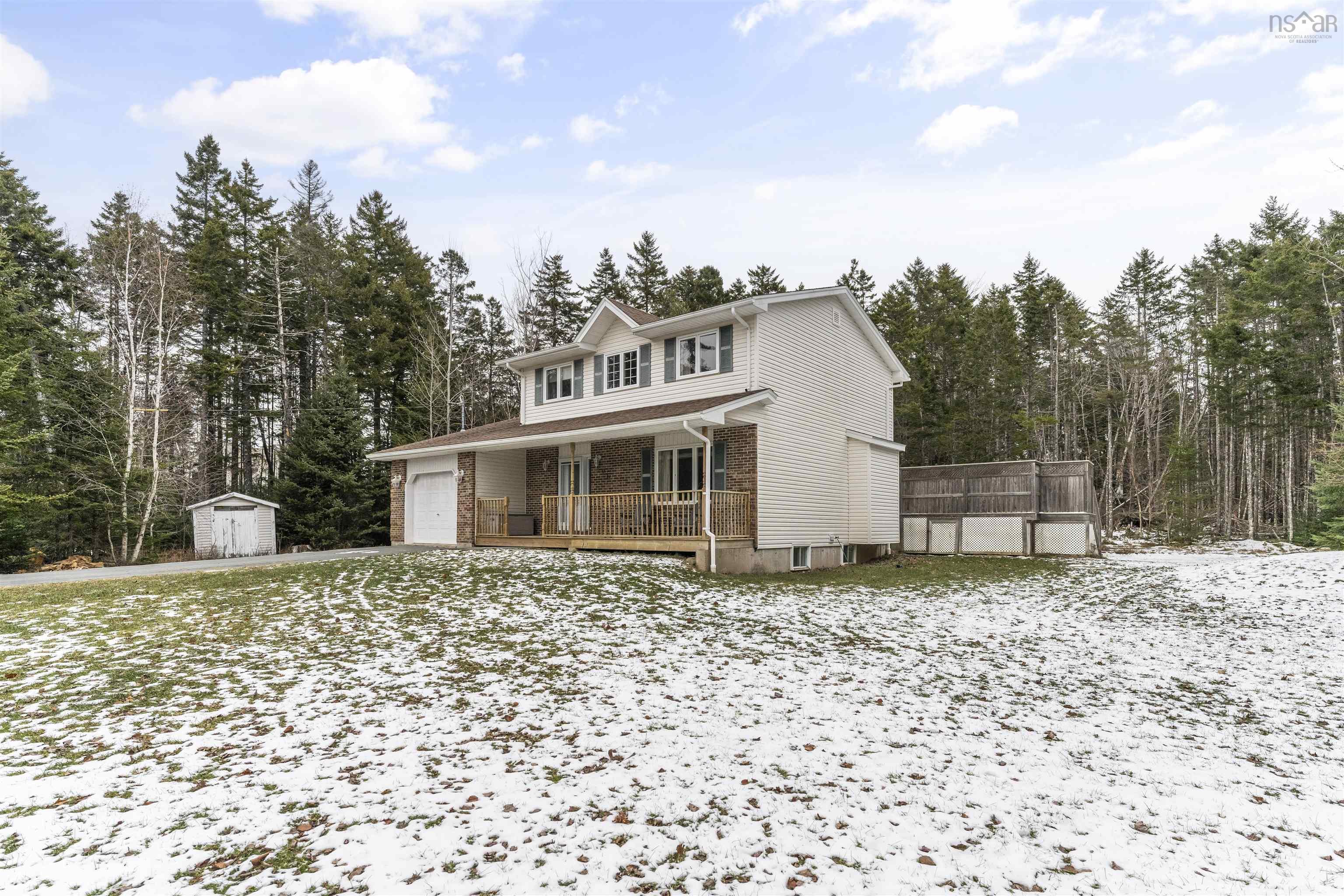 $699,900.00: 226 Kingswood Drive, Kingswood