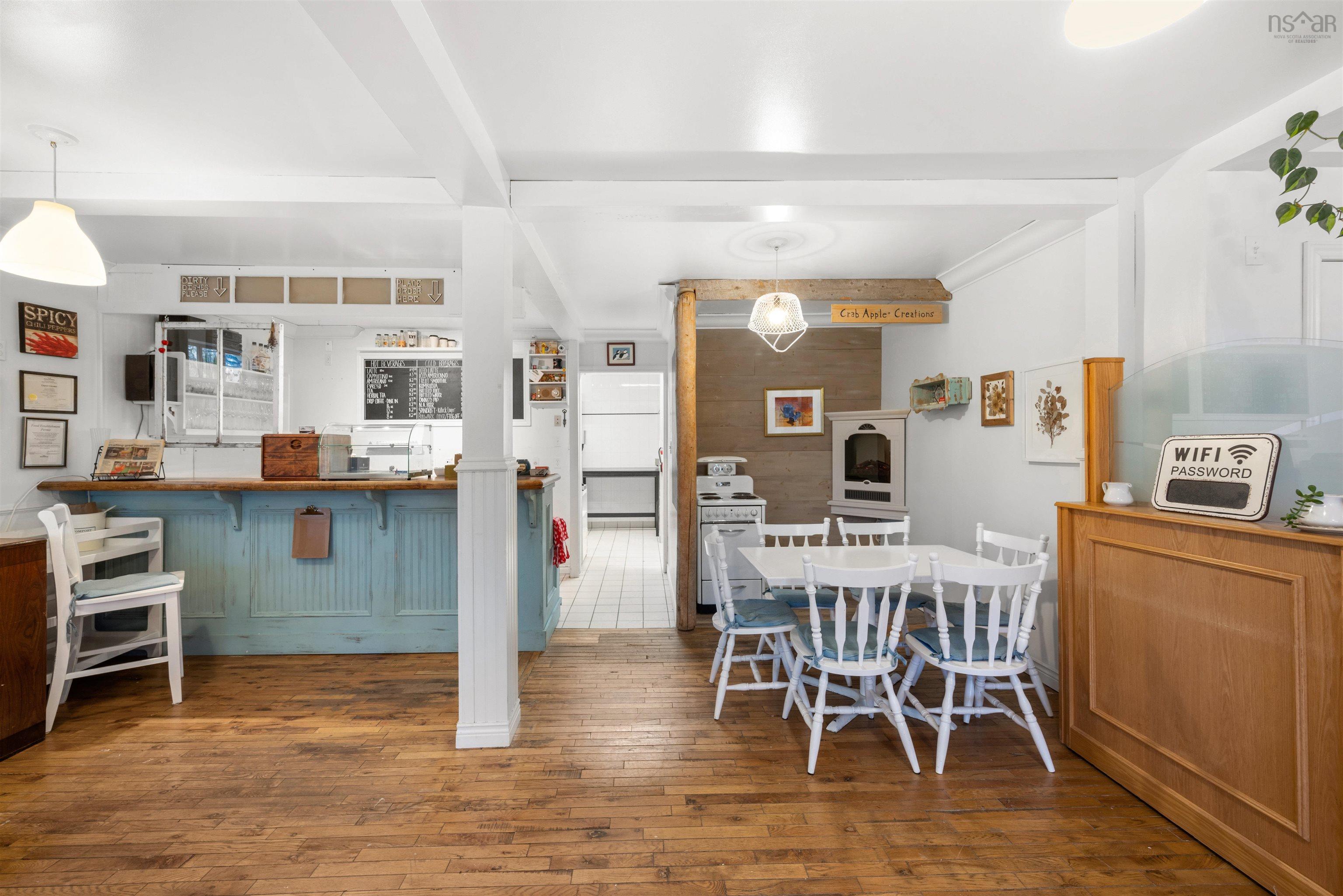$474,000.00: 11377 Peggys Cove Road, Seabright
