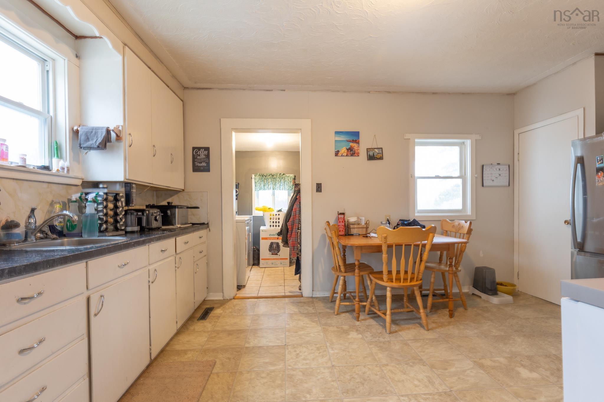 $199,900.00: 16 Belleville South Road, Belleville South