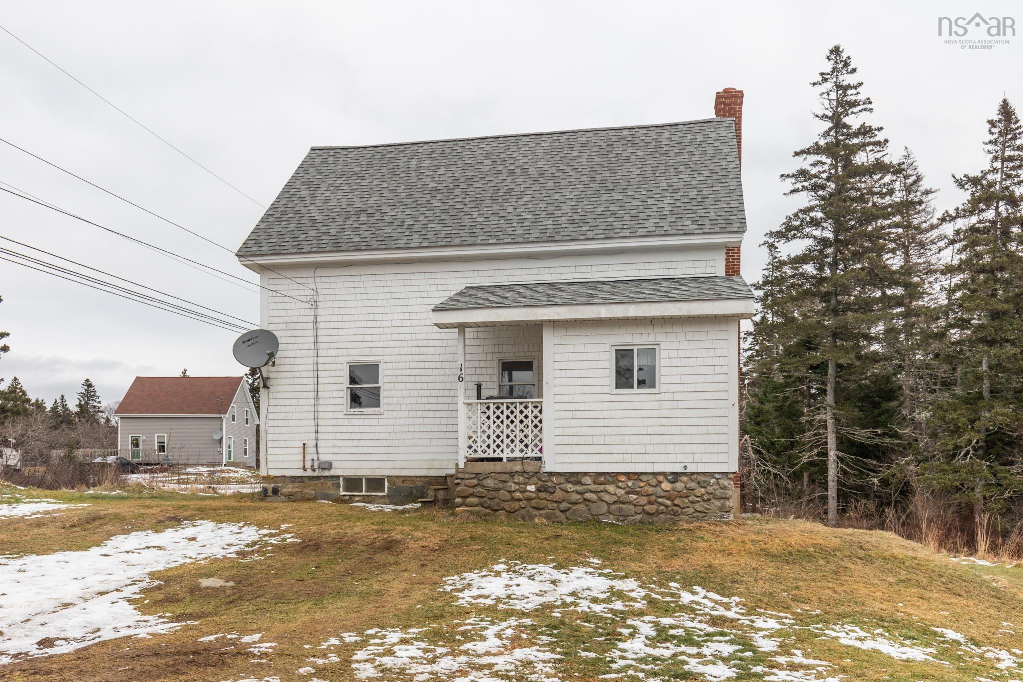 $199,900.00: 16 Belleville South Road, Belleville South