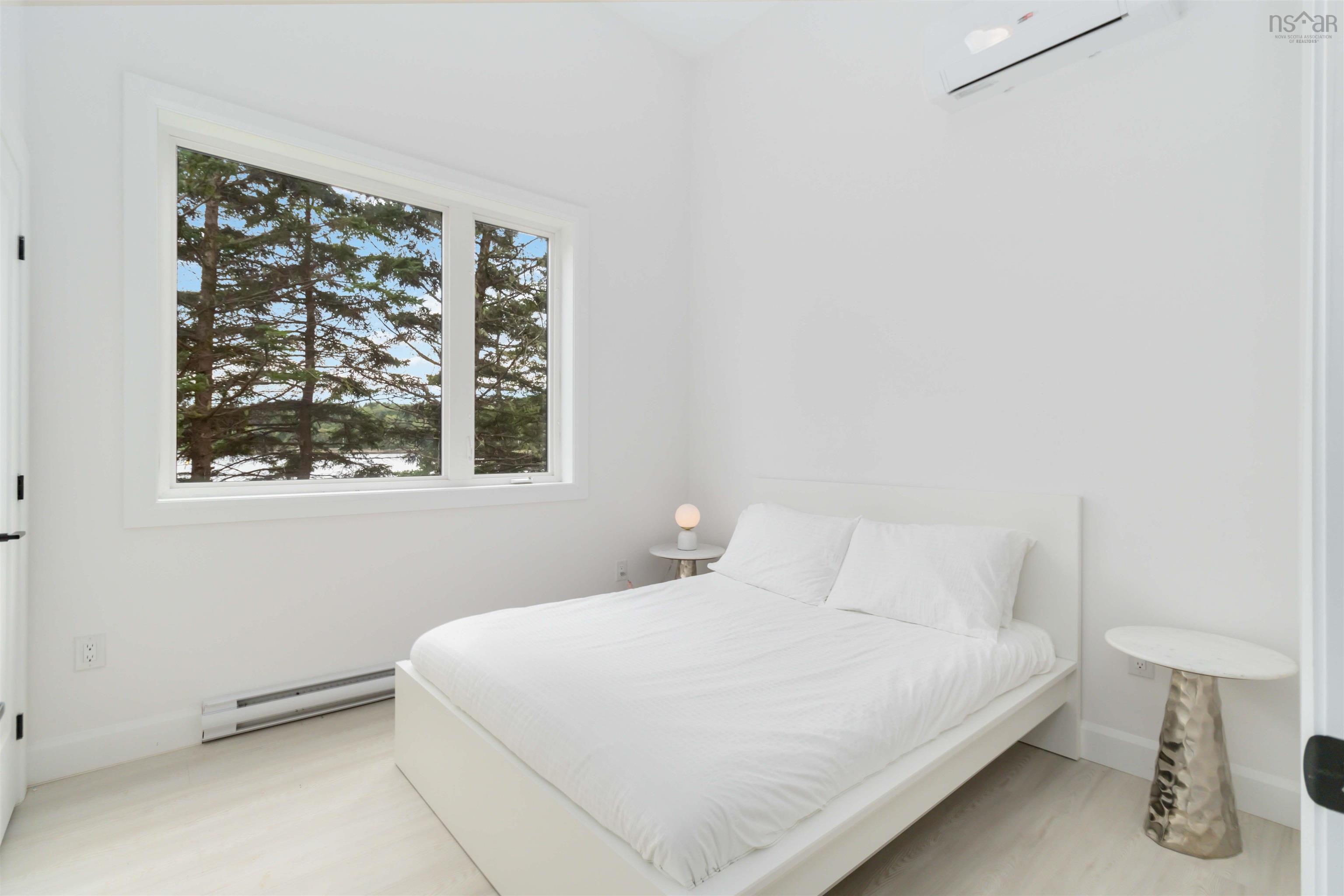 $1,950,000.00: 3432/ 3434 Prospect Road, Whites Lake