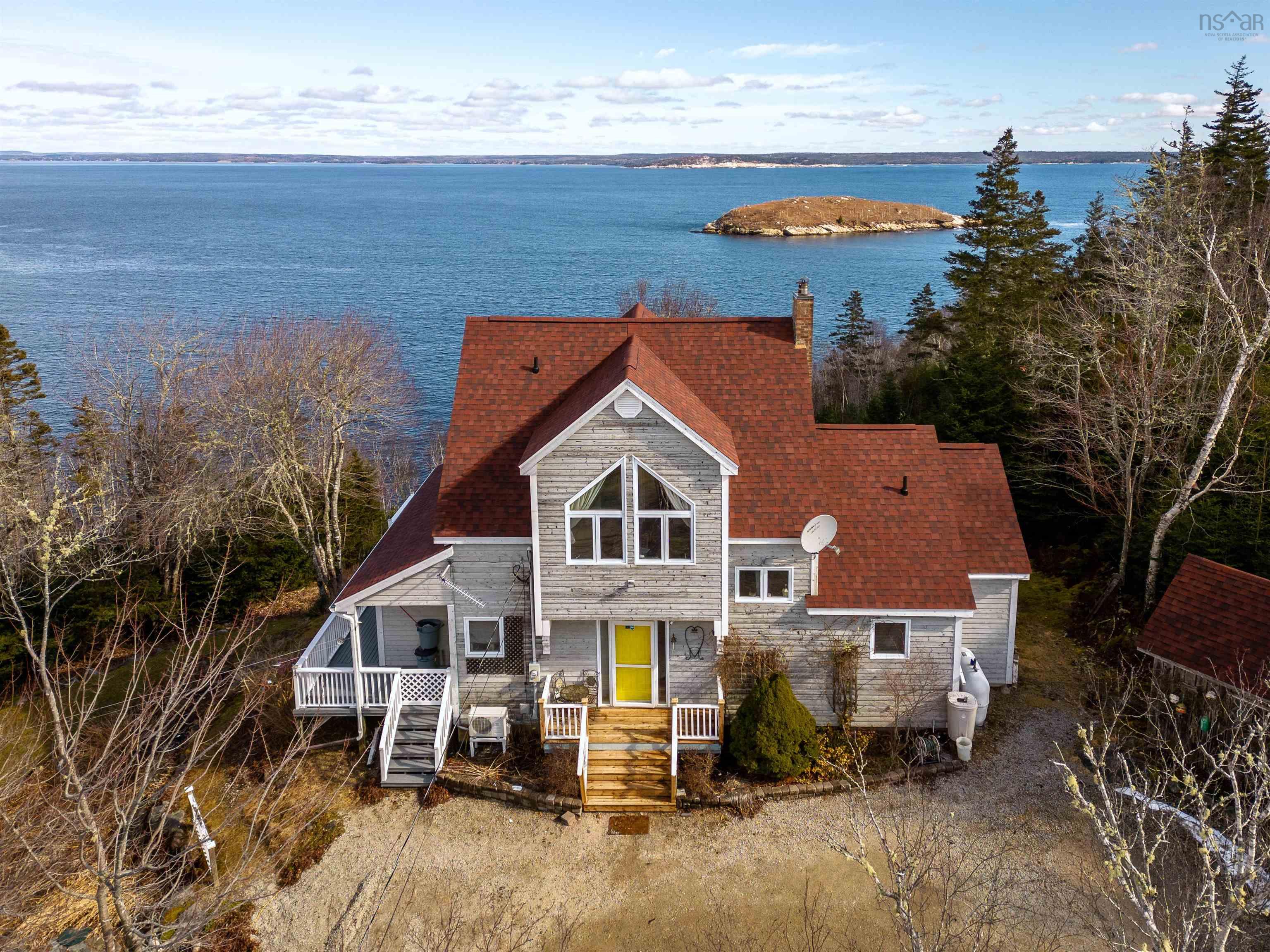 $999,000.00: 45 Southwest Cove Road, Northwest Cove