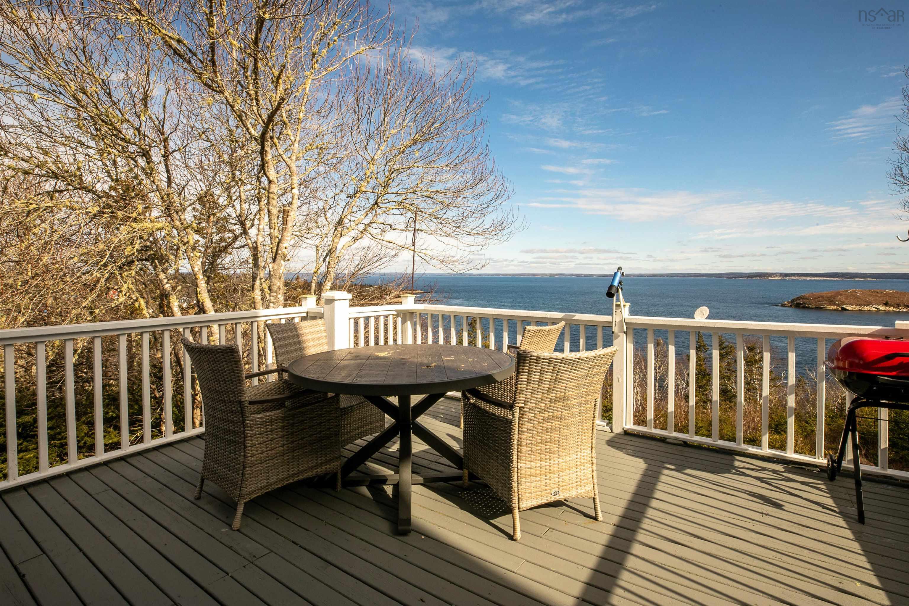$999,000.00: 45 Southwest Cove Road, Northwest Cove