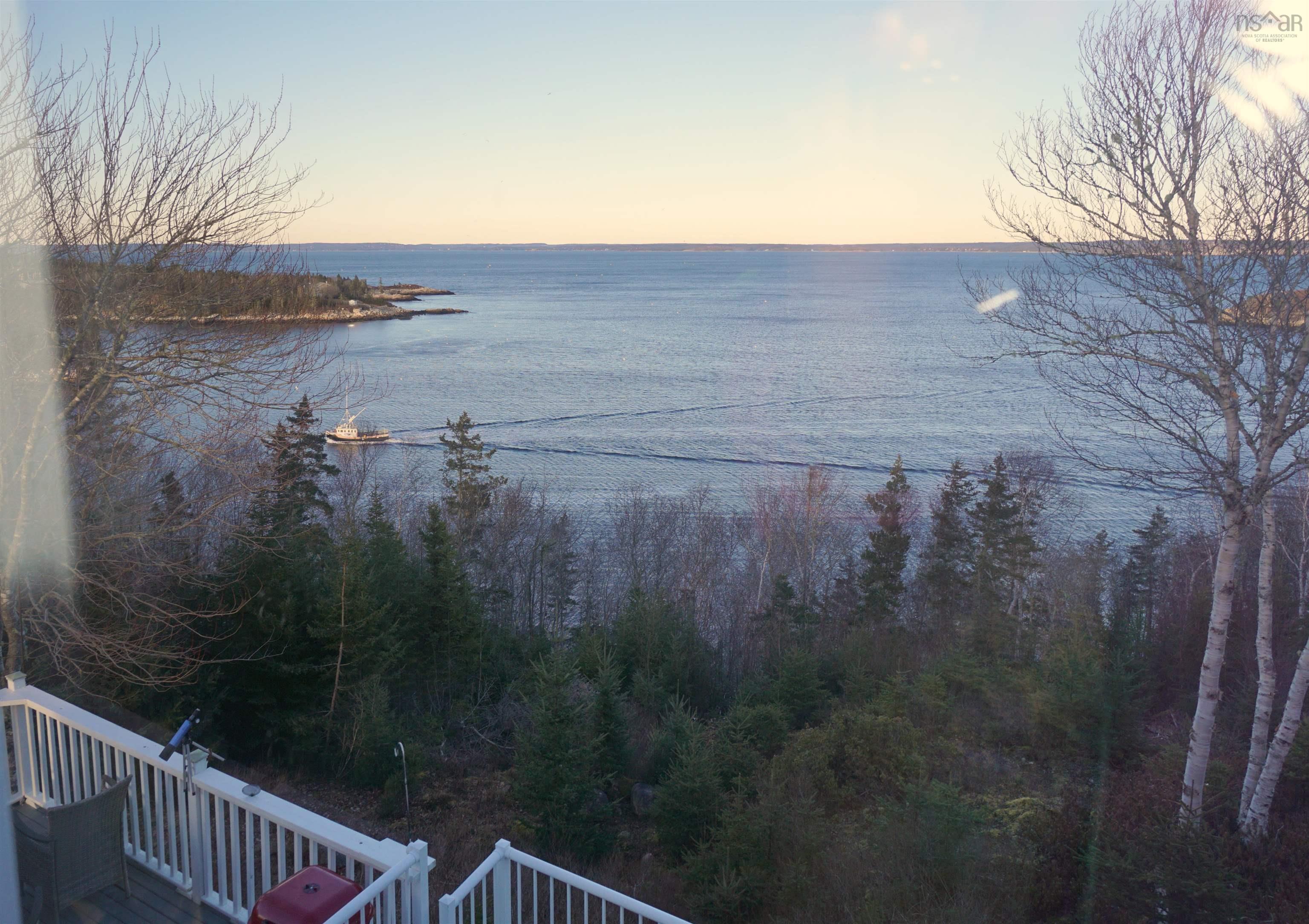 $999,000.00: 45 Southwest Cove Road, Northwest Cove