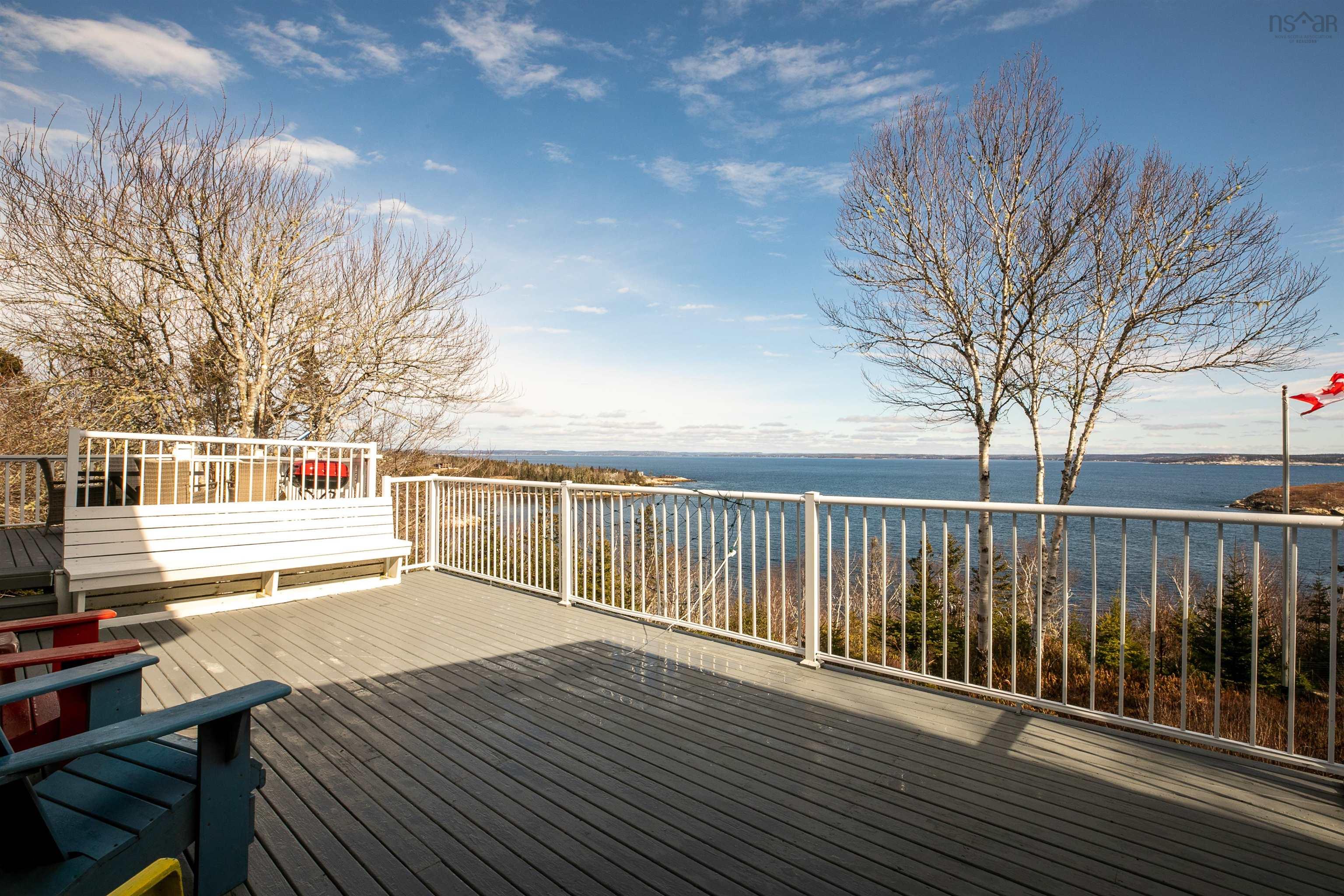 $999,000.00: 45 Southwest Cove Road, Northwest Cove