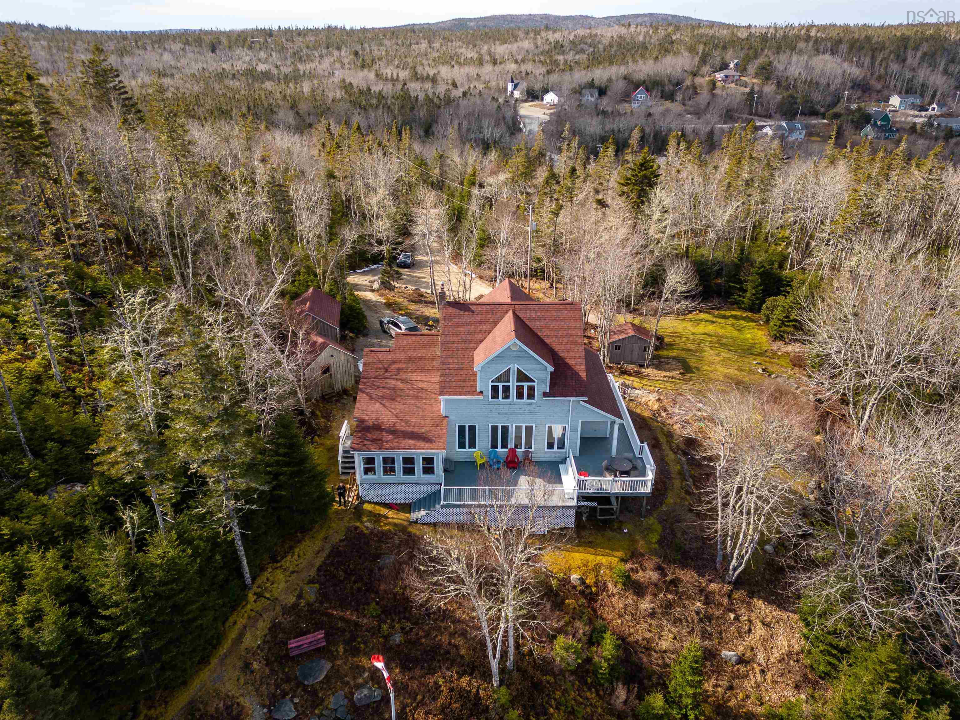$999,000.00: 45 Southwest Cove Road, Northwest Cove