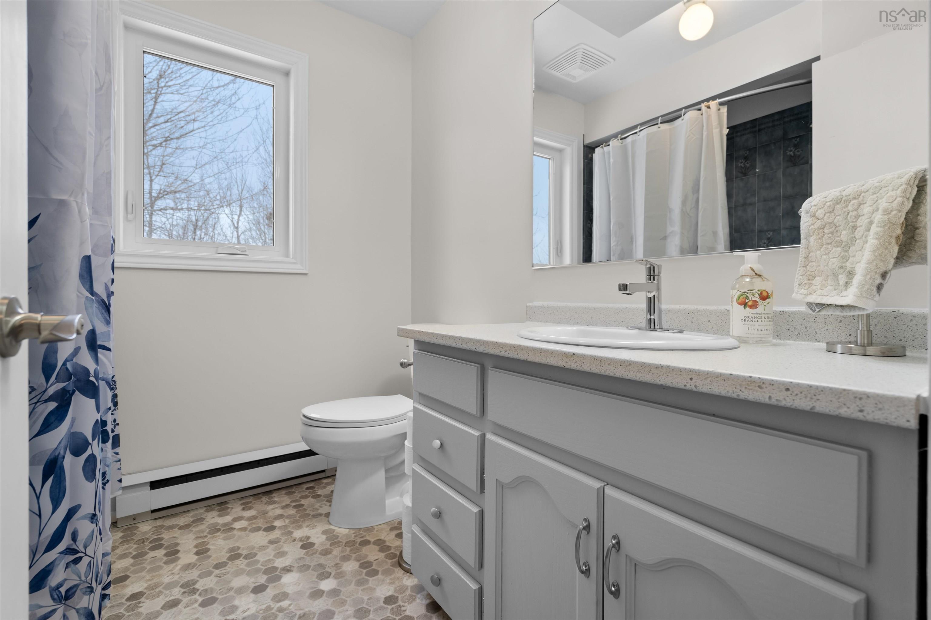 $649,000.00: 56 Blue Haven Lane, Abercrombie