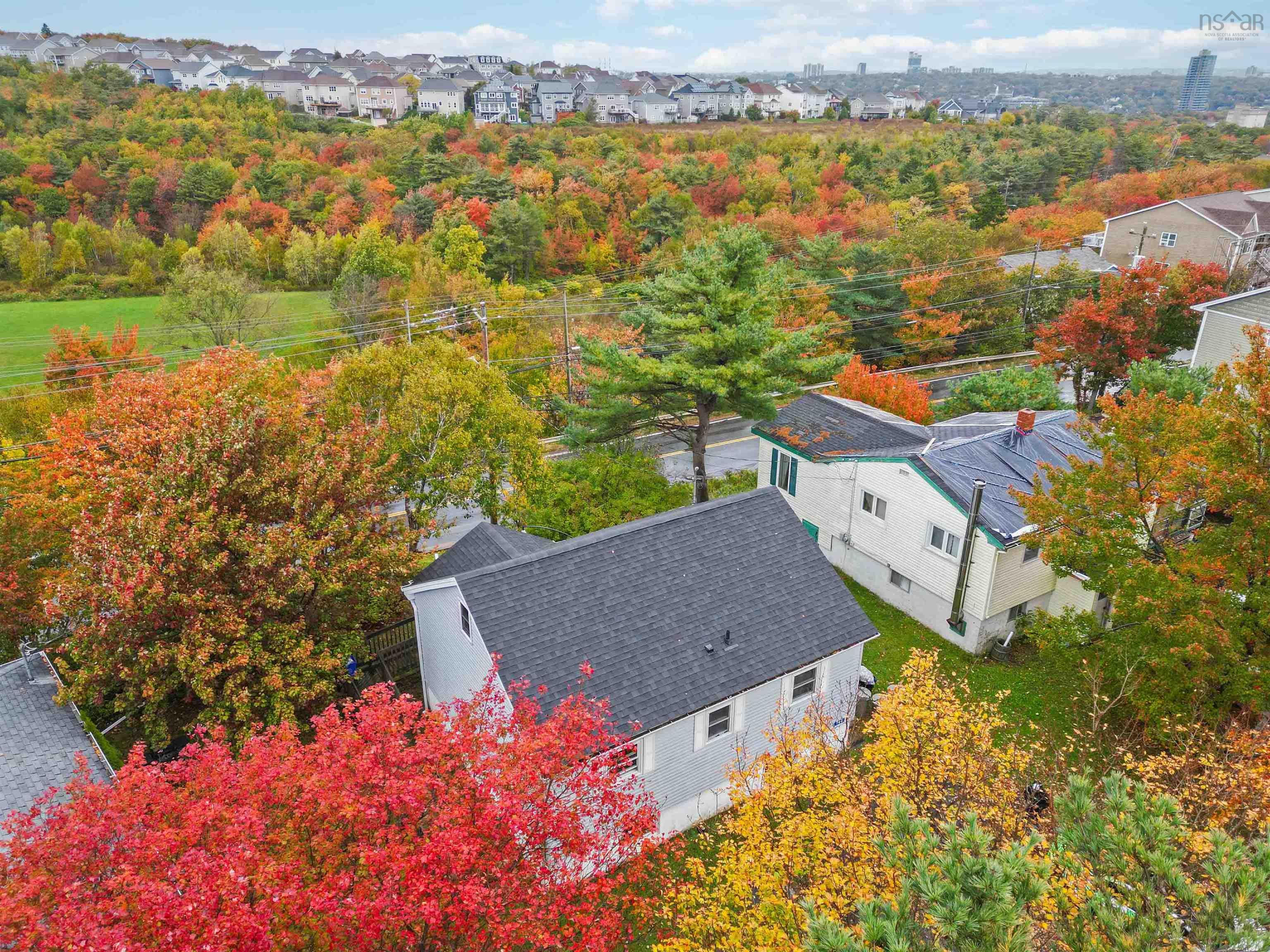 $499,900.00: 744 St Margarets Bay Road, Halifax