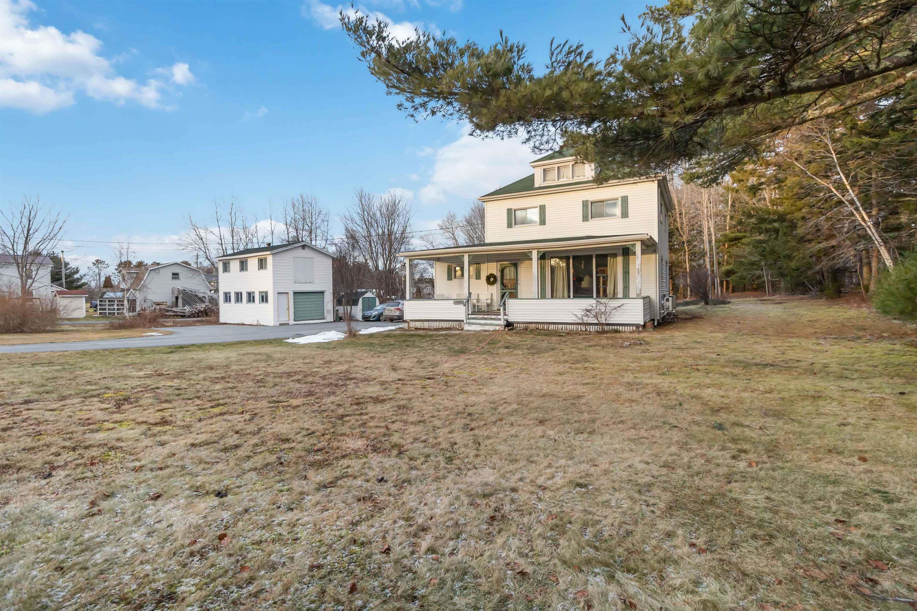 $369,900.00: 2609 Highway 331, West Lahave
