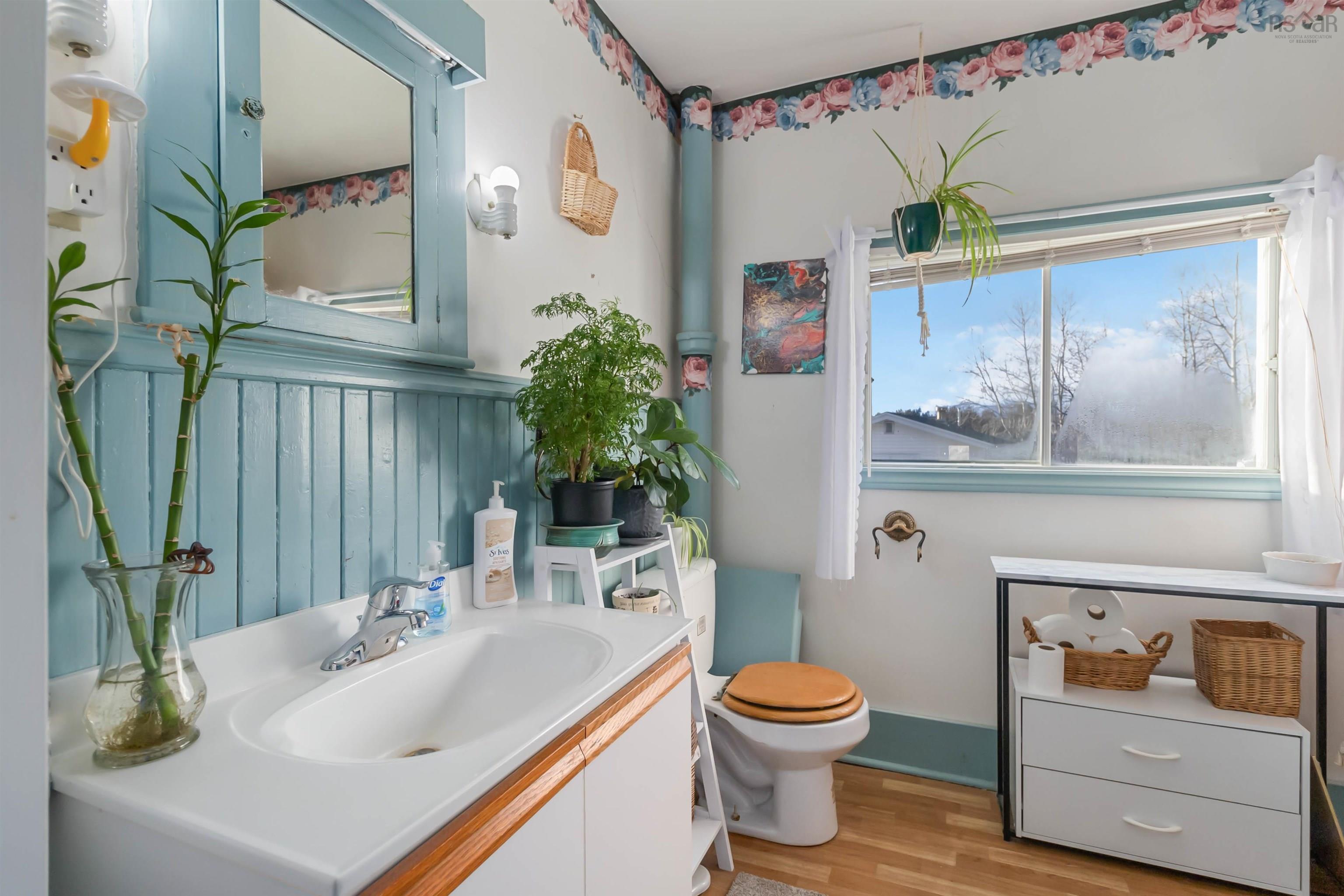 $369,900.00: 2609 Highway 331, West Lahave