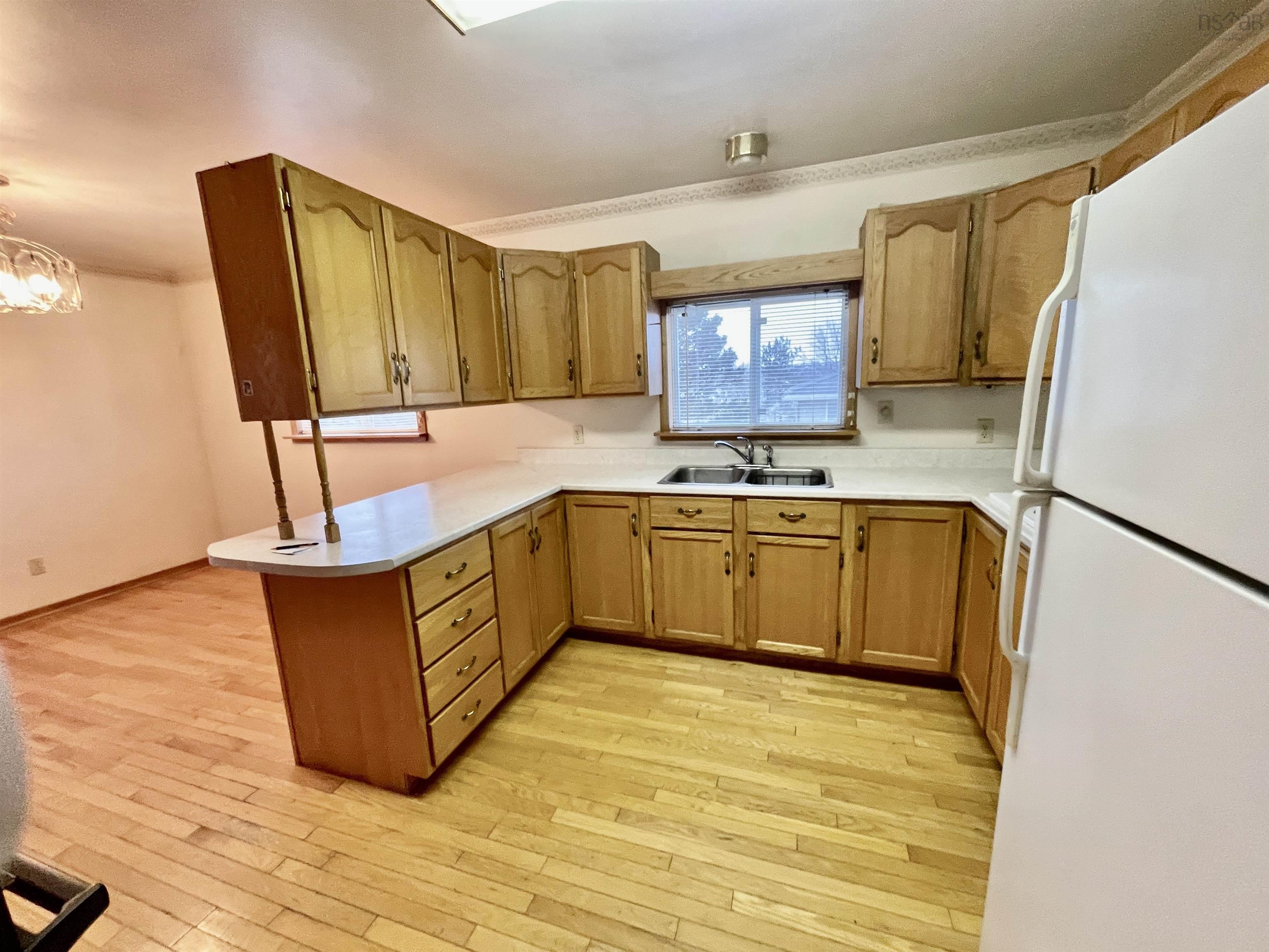 $538,999.00: 3306 Windsor Street, Halifax
