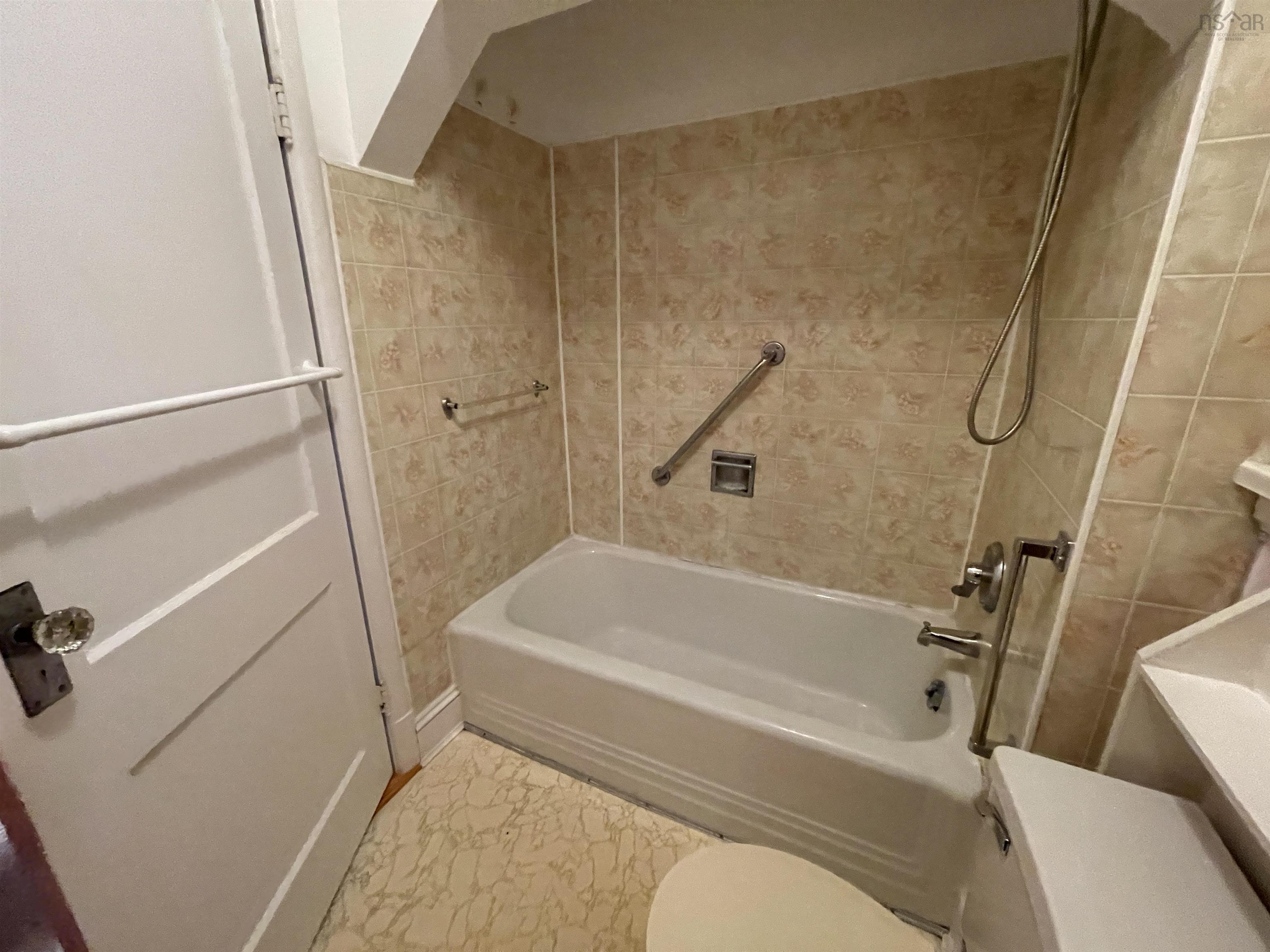 $538,999.00: 3306 Windsor Street, Halifax