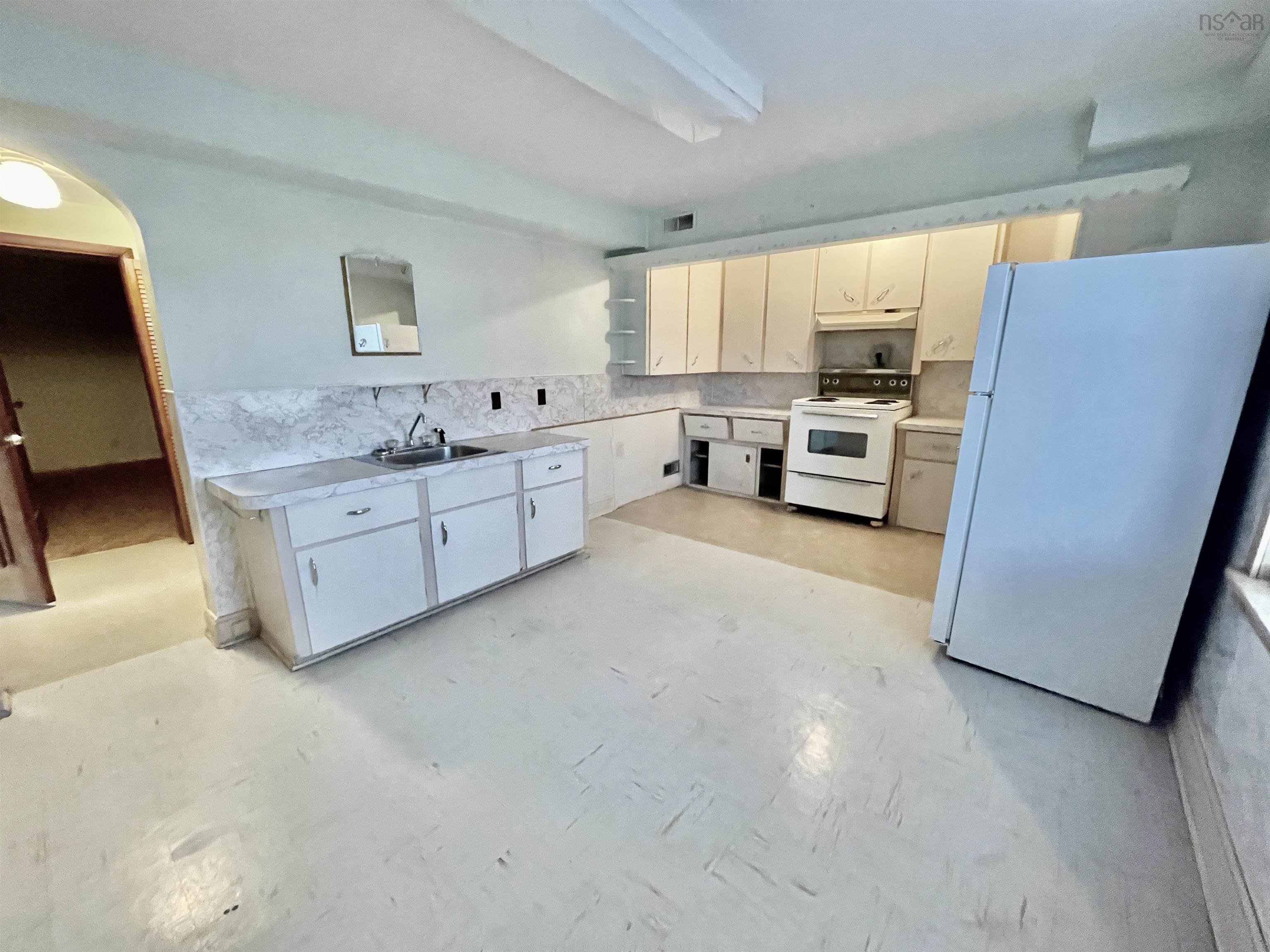 $538,999.00: 3306 Windsor Street, Halifax