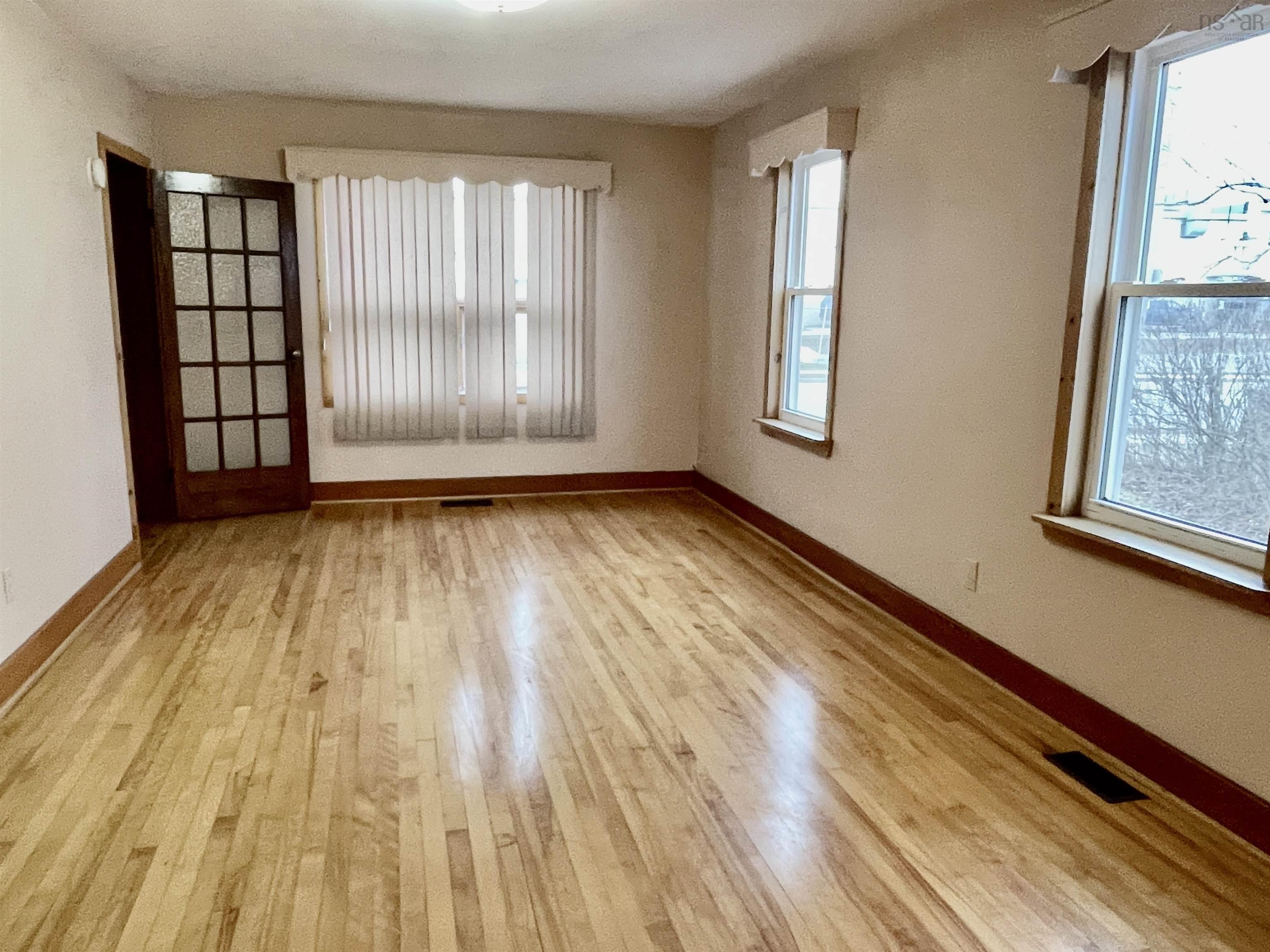 $538,999.00: 3306 Windsor Street, Halifax