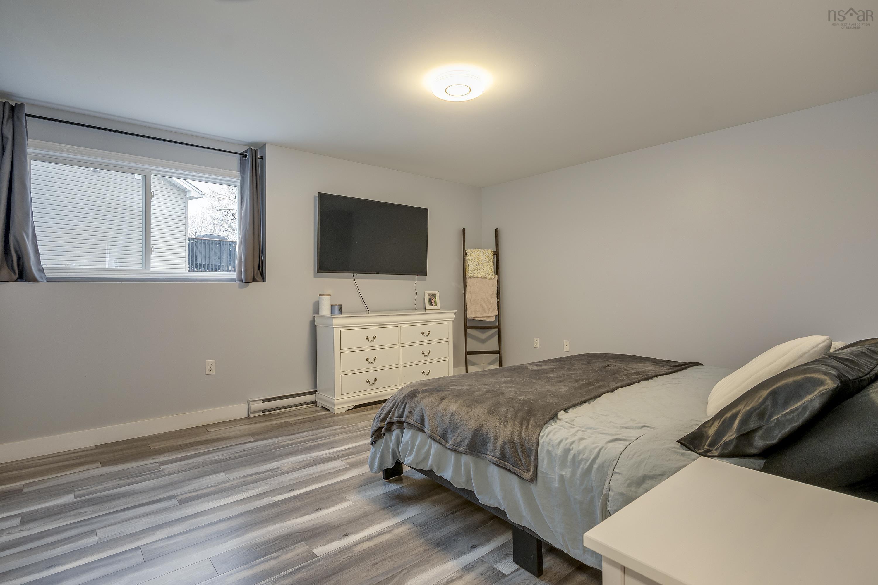 $435,000.00: 31 Patrick Lane, Cole Harbour