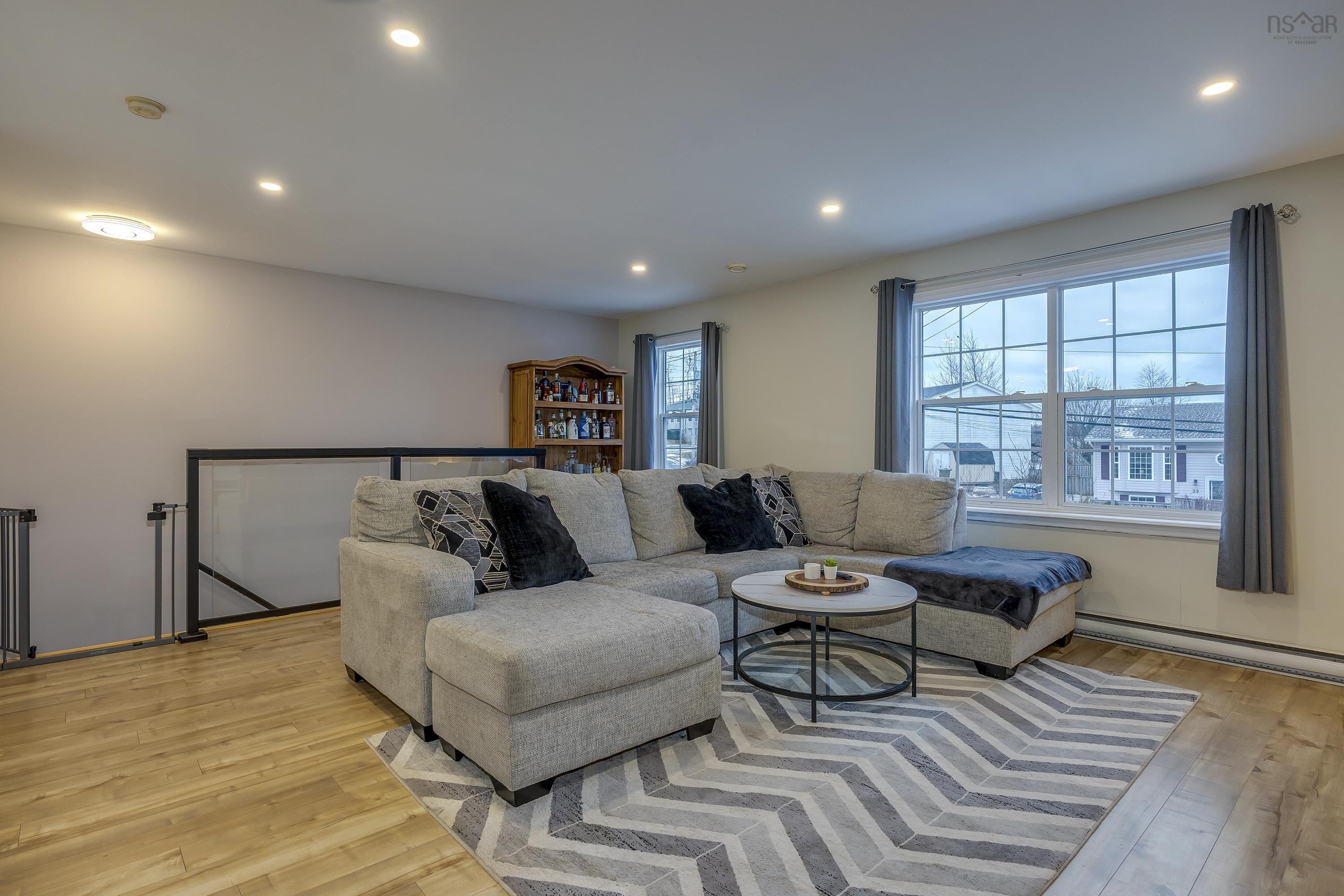 $435,000.00: 31 Patrick Lane, Cole Harbour