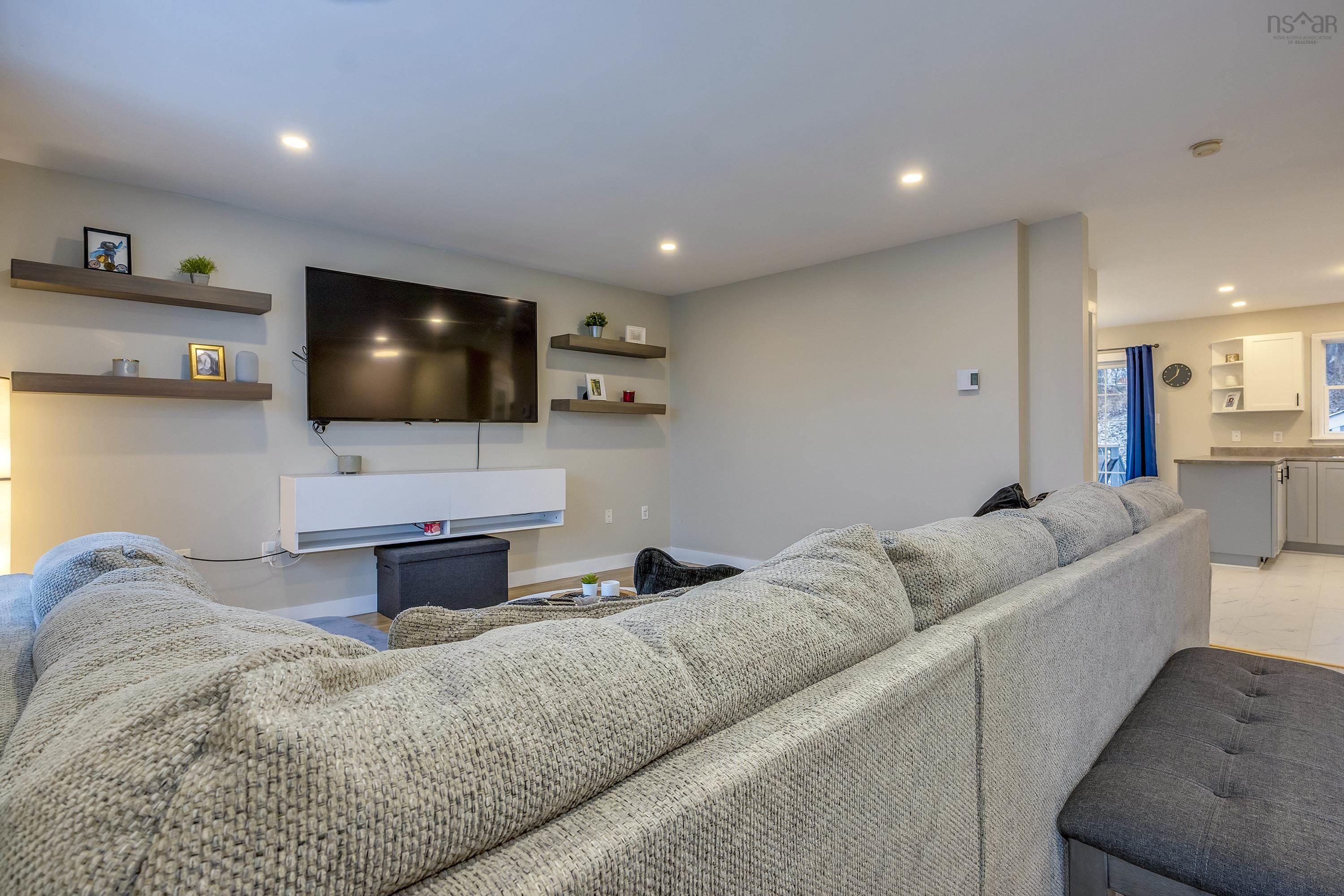 $435,000.00: 31 Patrick Lane, Cole Harbour