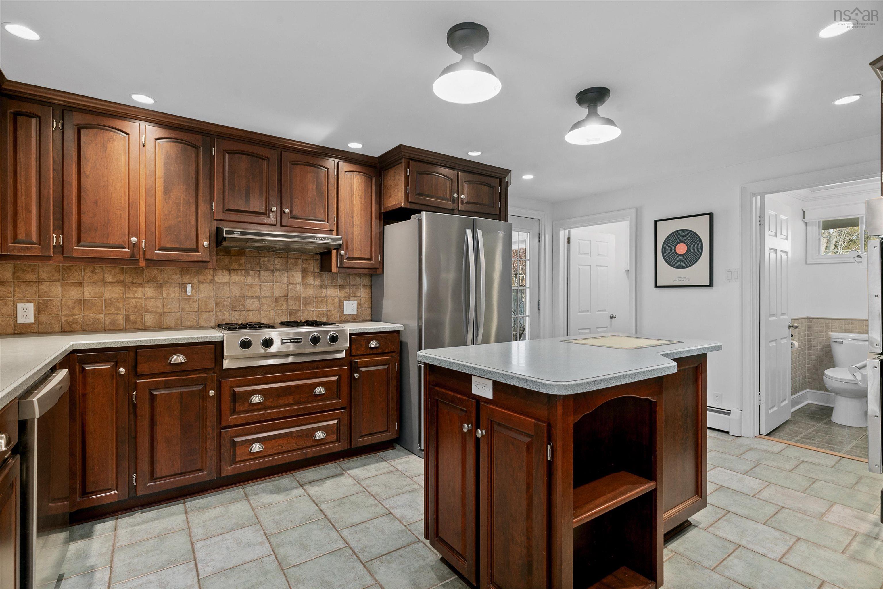 $619,000.00: 67 Bolivar Drive, Dayspring