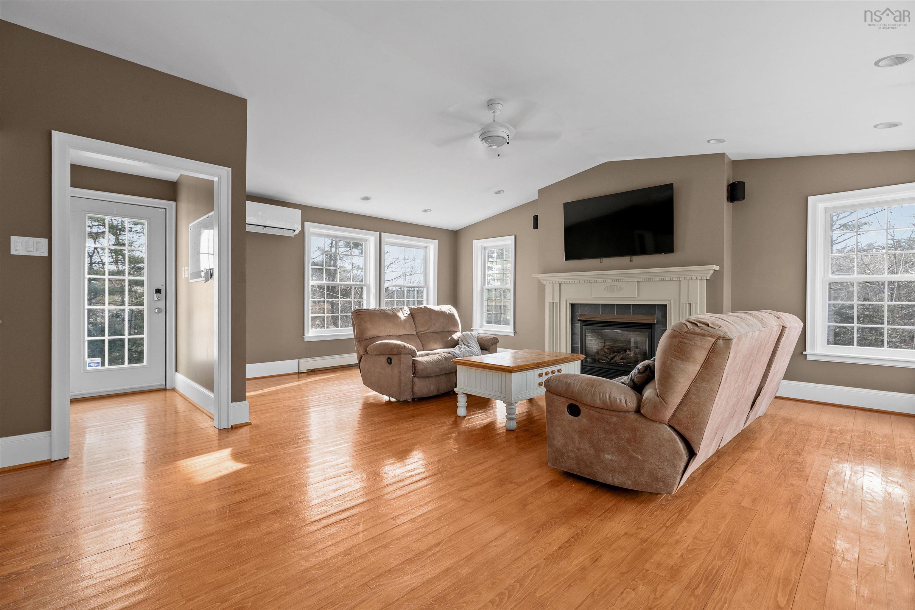 $619,000.00: 67 Bolivar Drive, Dayspring