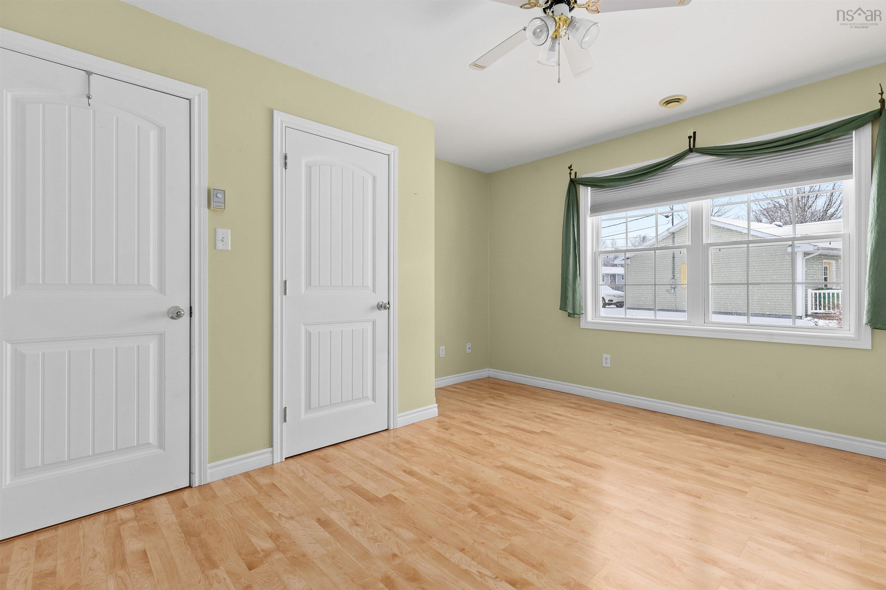 $399,000.00: 972 Parkside Drive, Centreville