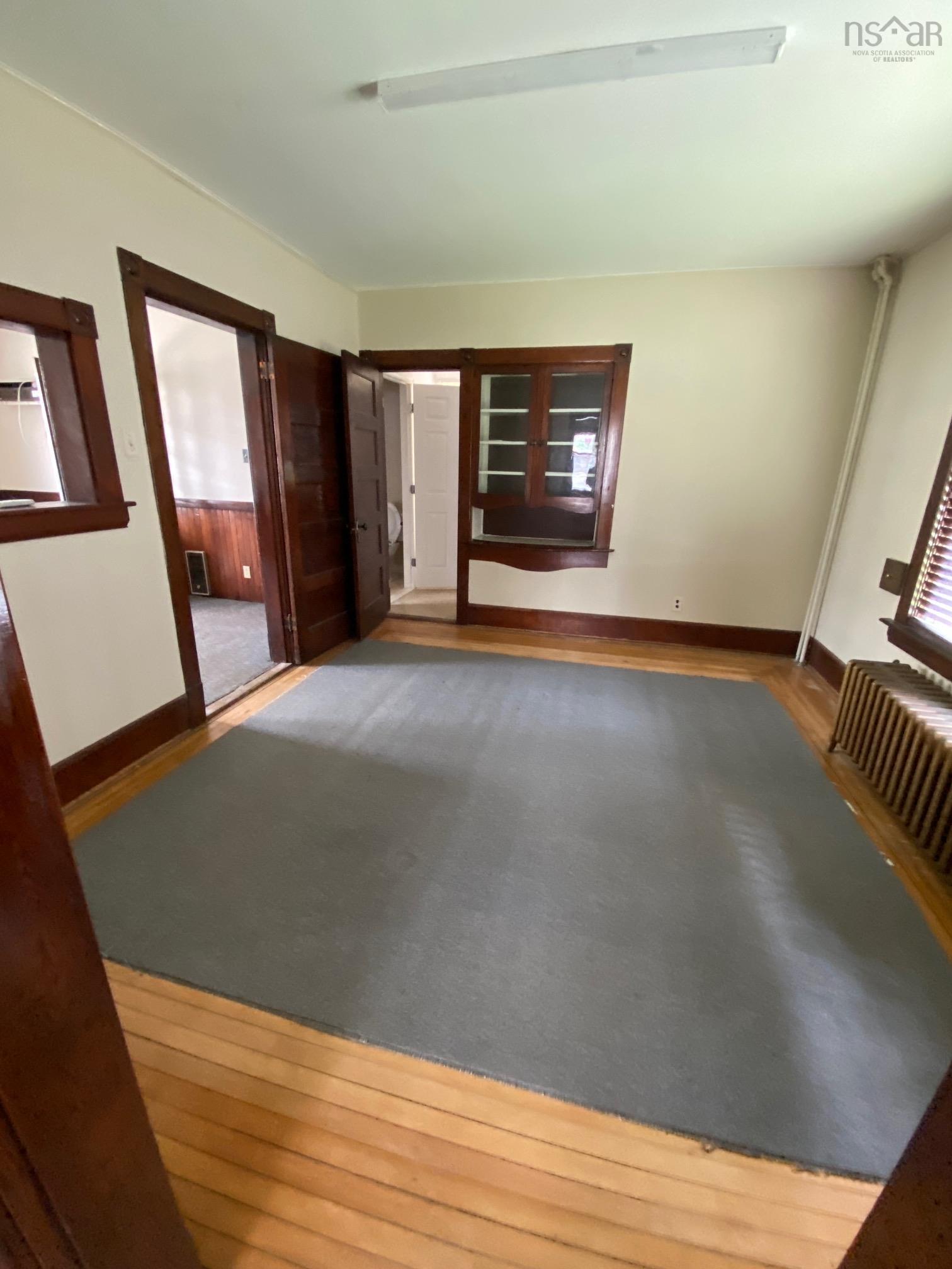 $329,000.00: 93 DUFFERIN Street, Bridgewater