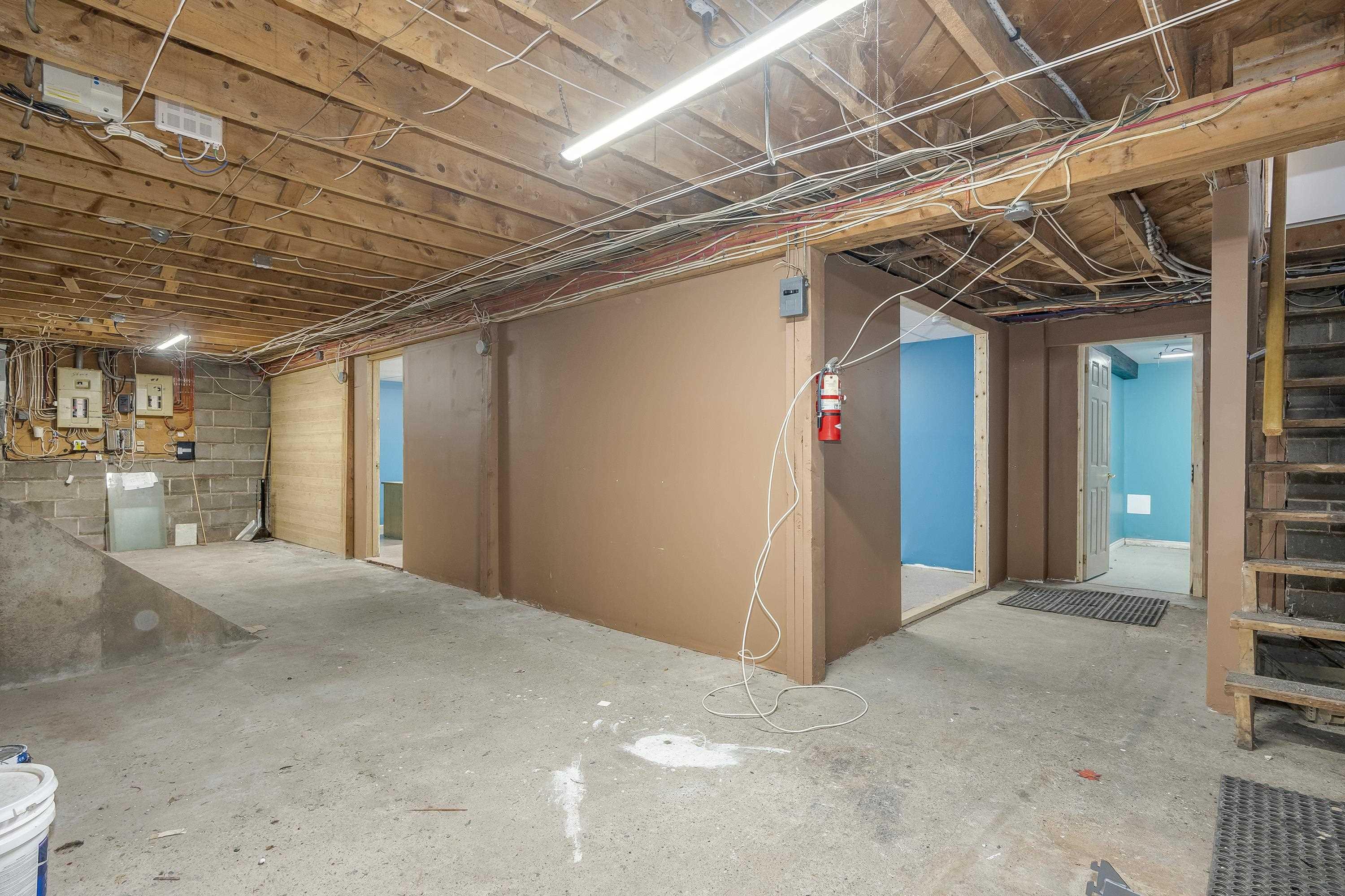 $459,900.00: 5968 Highway 1, Cambridge