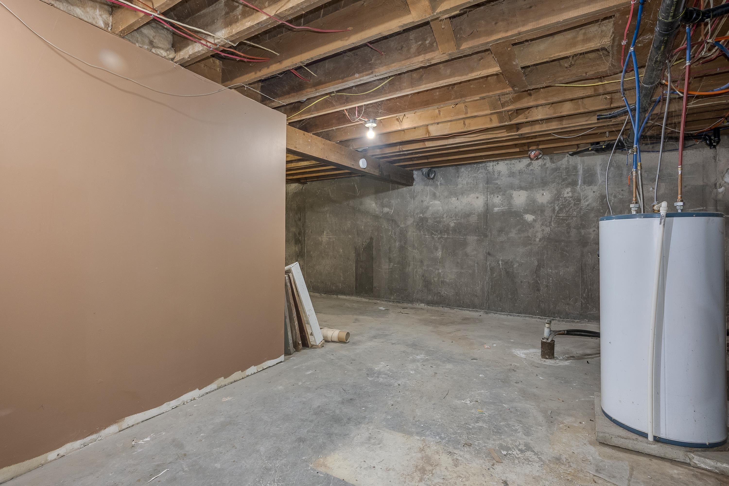 $459,900.00: 5968 Highway 1, Cambridge