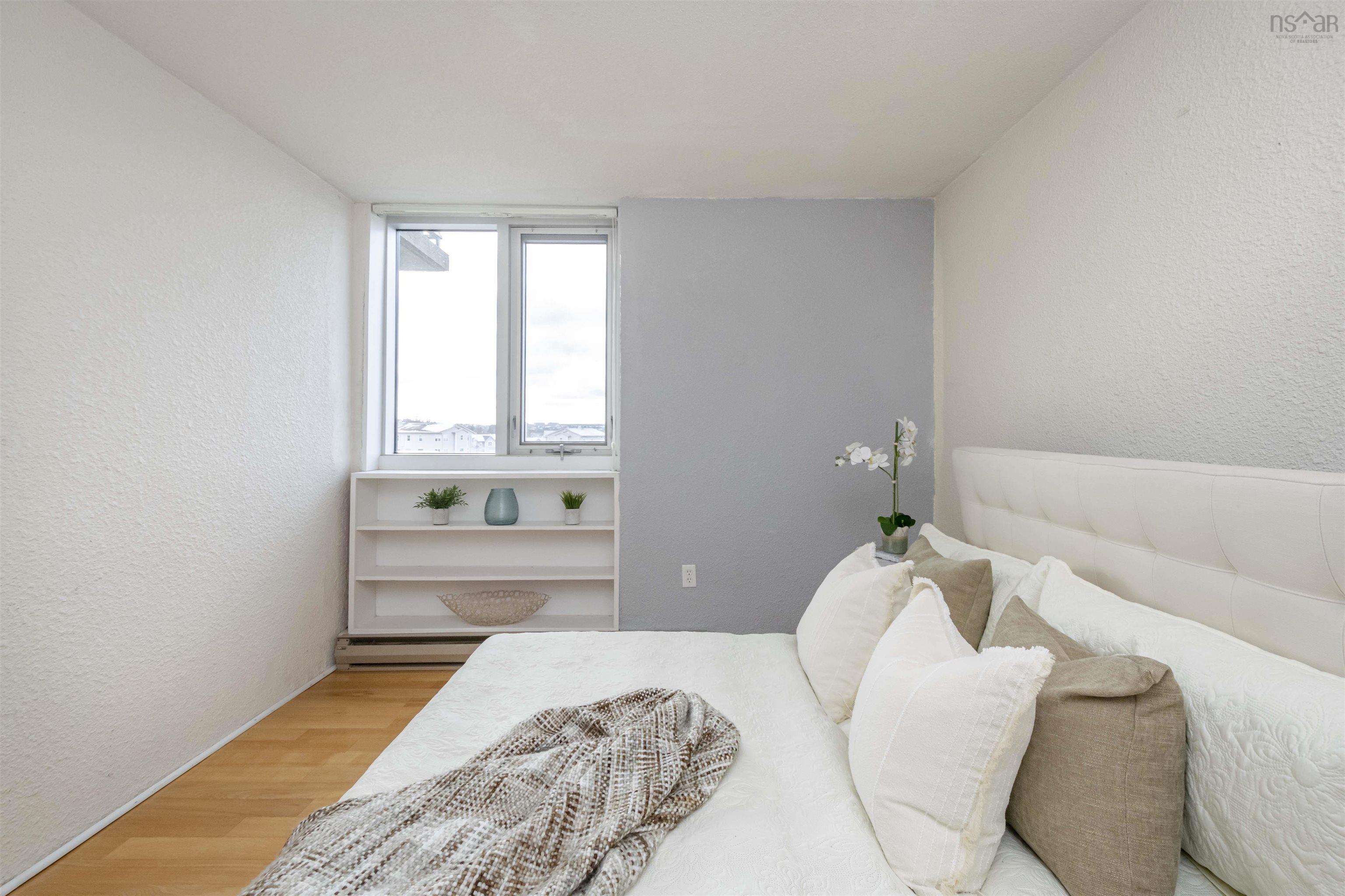 $324,900.00: 707 5572 North Ridge Rd, Halifax