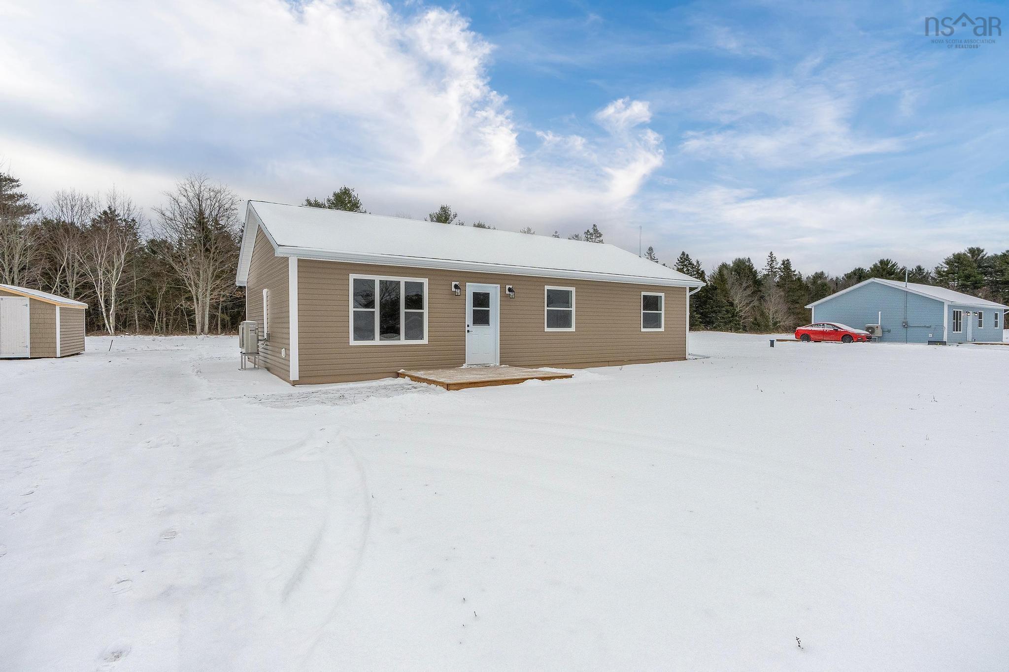 $314,900.00: 45 Vendora Drive, Nictaux