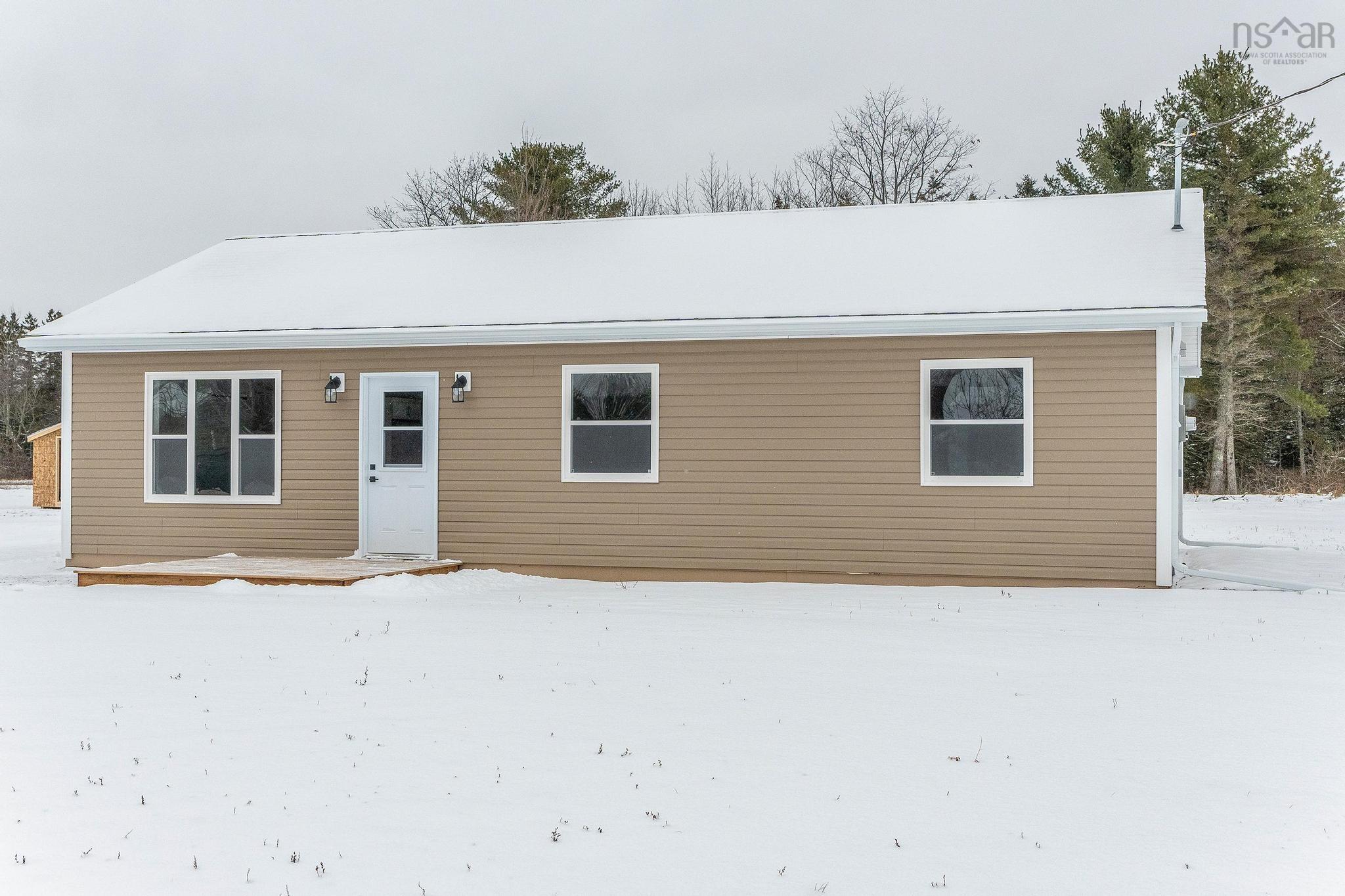 $314,900.00: 45 Vendora Drive, Nictaux